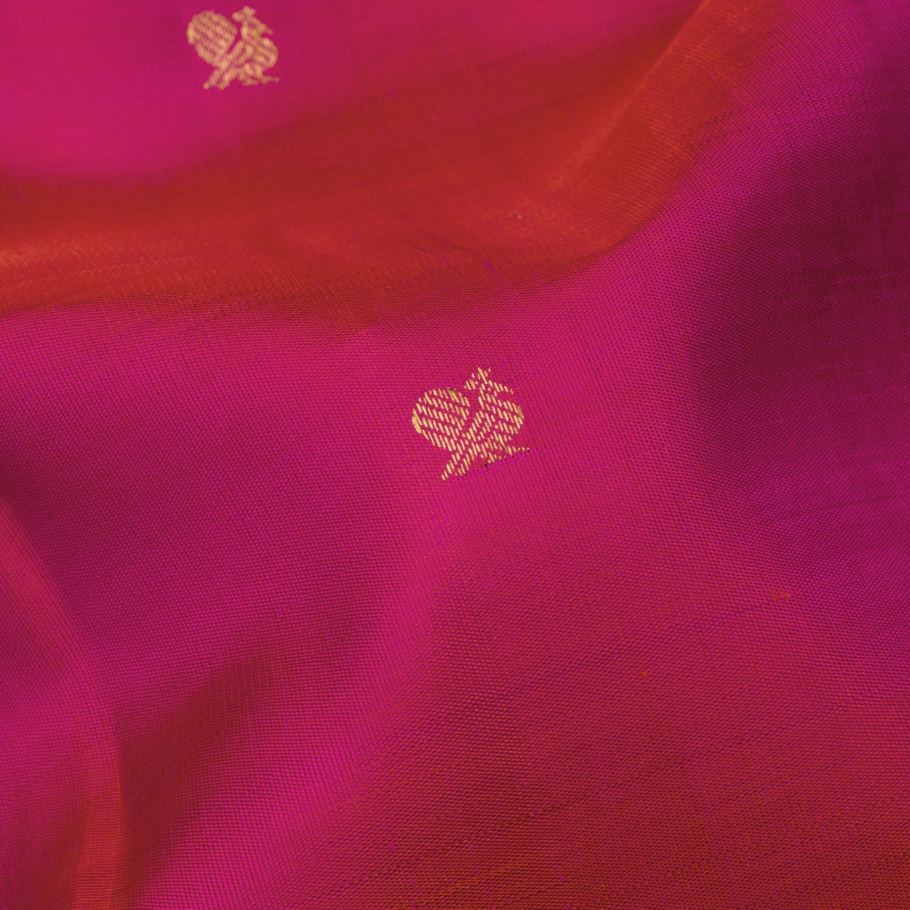 Kanakavalli Kanjivaram Silk Sari 24-110-HS001-13121 - Fabric View