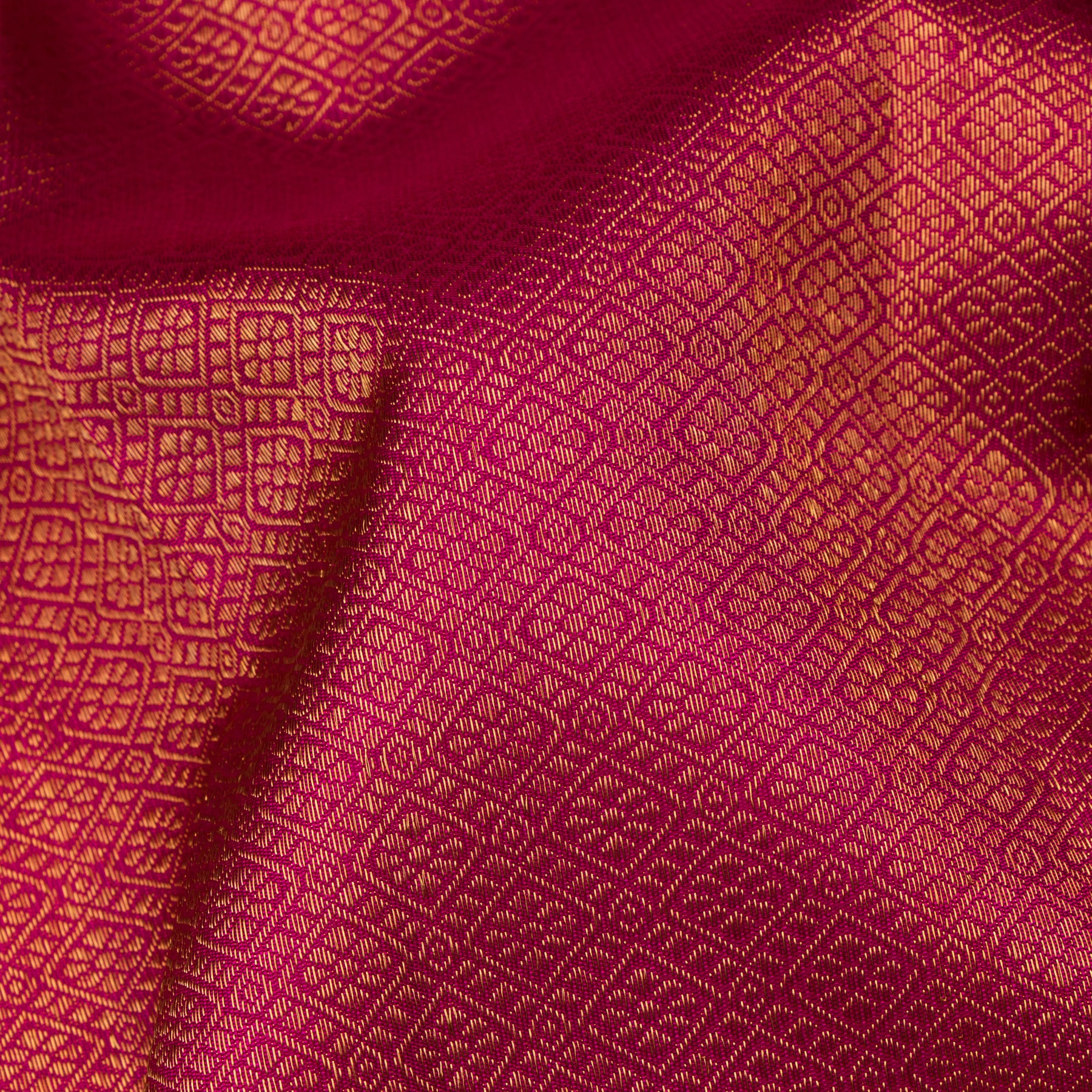 Kanakavalli Kanjivaram Silk Sari 24-110-HS001-13963 - Fabric View