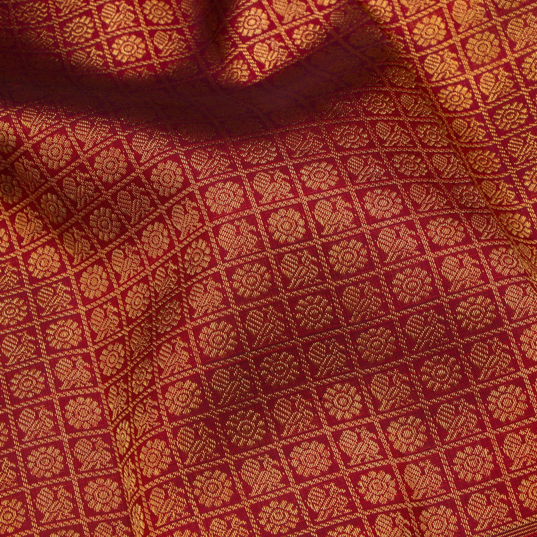 Kanakavalli Kanjivaram Silk Sari 24-110-HS001-13979 - Fabric View
