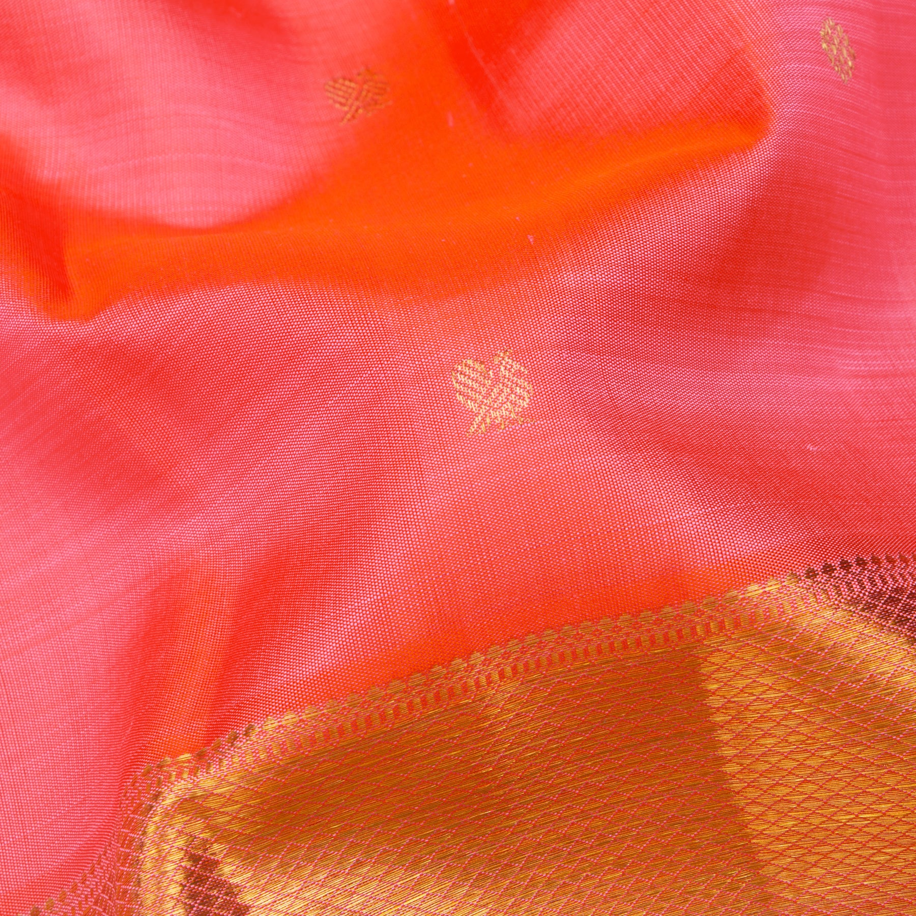 Kanakavalli Kanjivaram Silk Sari 24-110-HS001-14026 - Fabric View