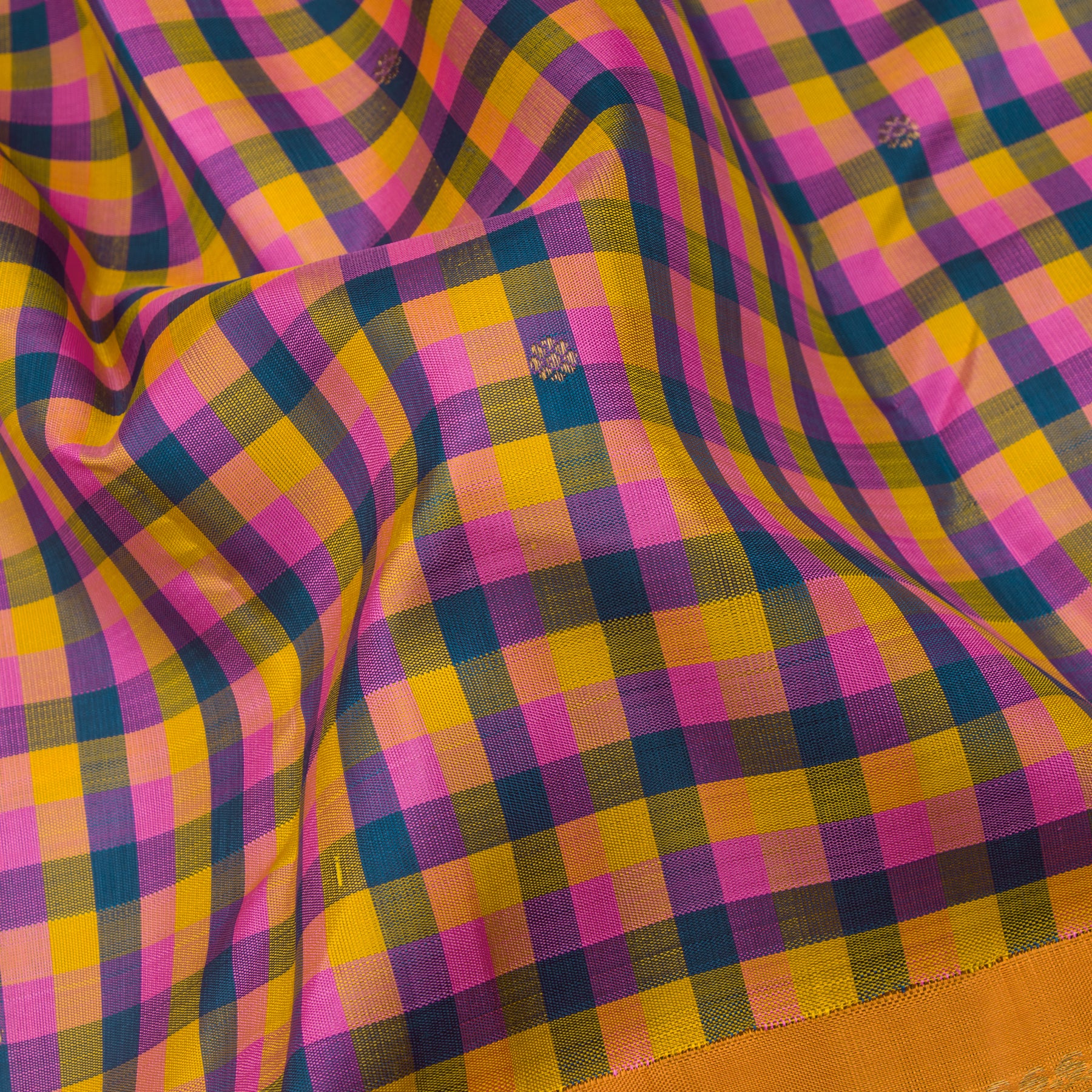 Kanakavalli Kanjivaram Silk Sari 24-595-HS001-07178 - Fabric View