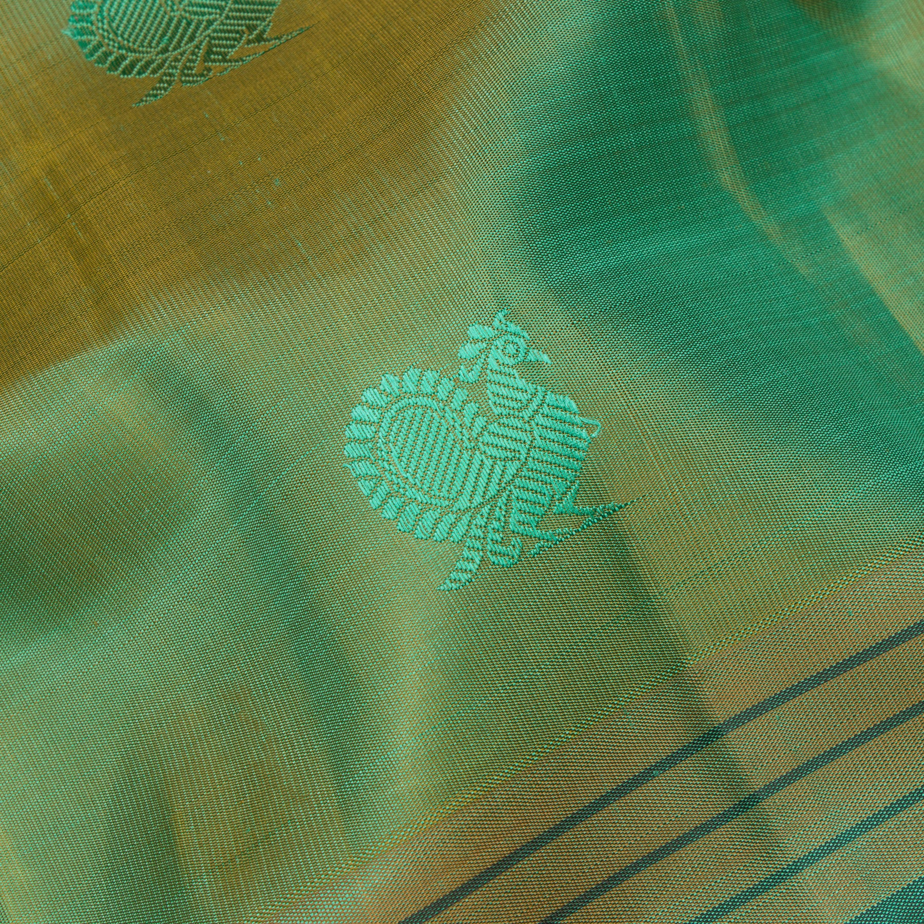 Kanakavalli Kanjivaram Silk Sari 24-595-HS001-07635 - Fabric View