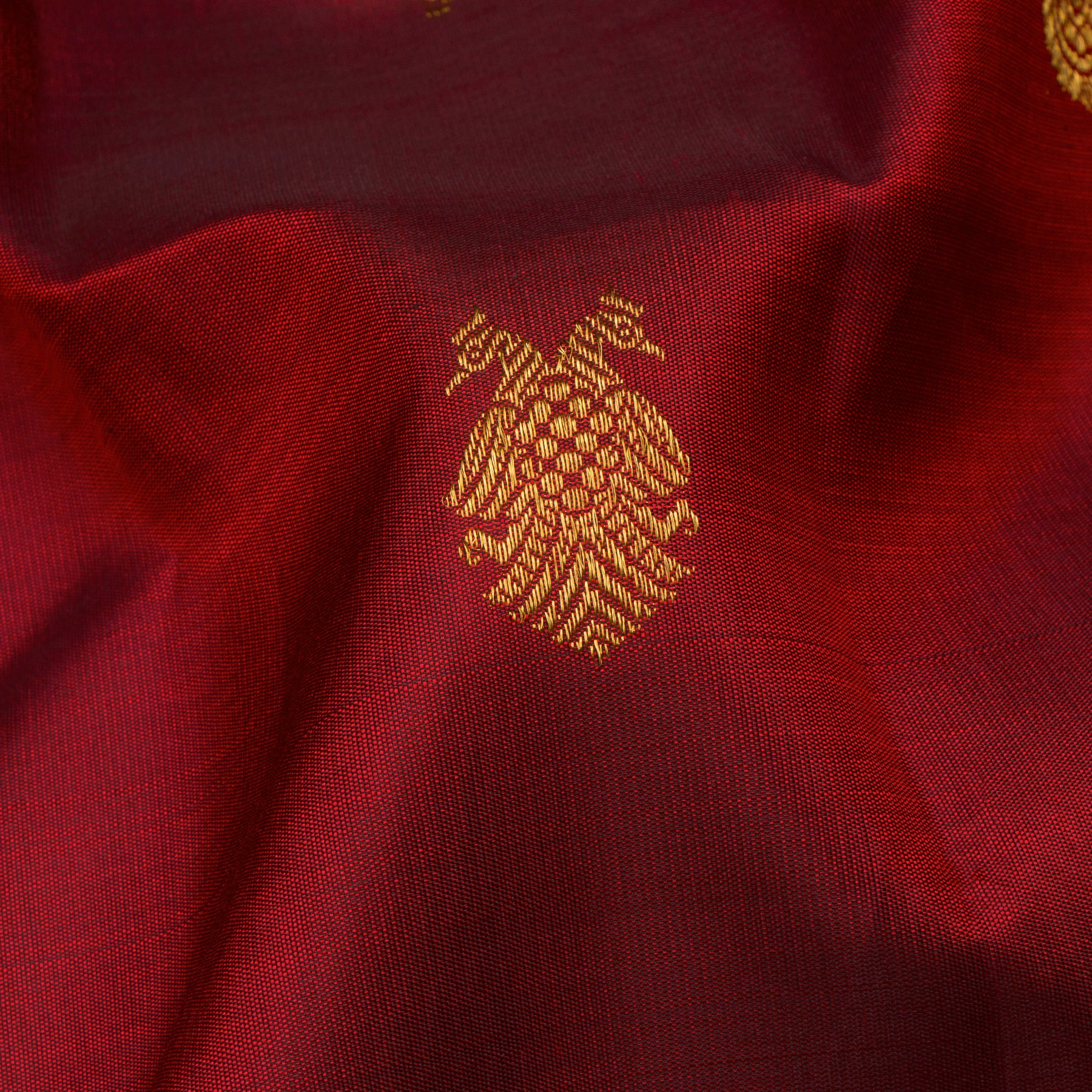 Kanakavalli Kanjivaram Silk Sari 24-595-HS001-07711 - Fabric View