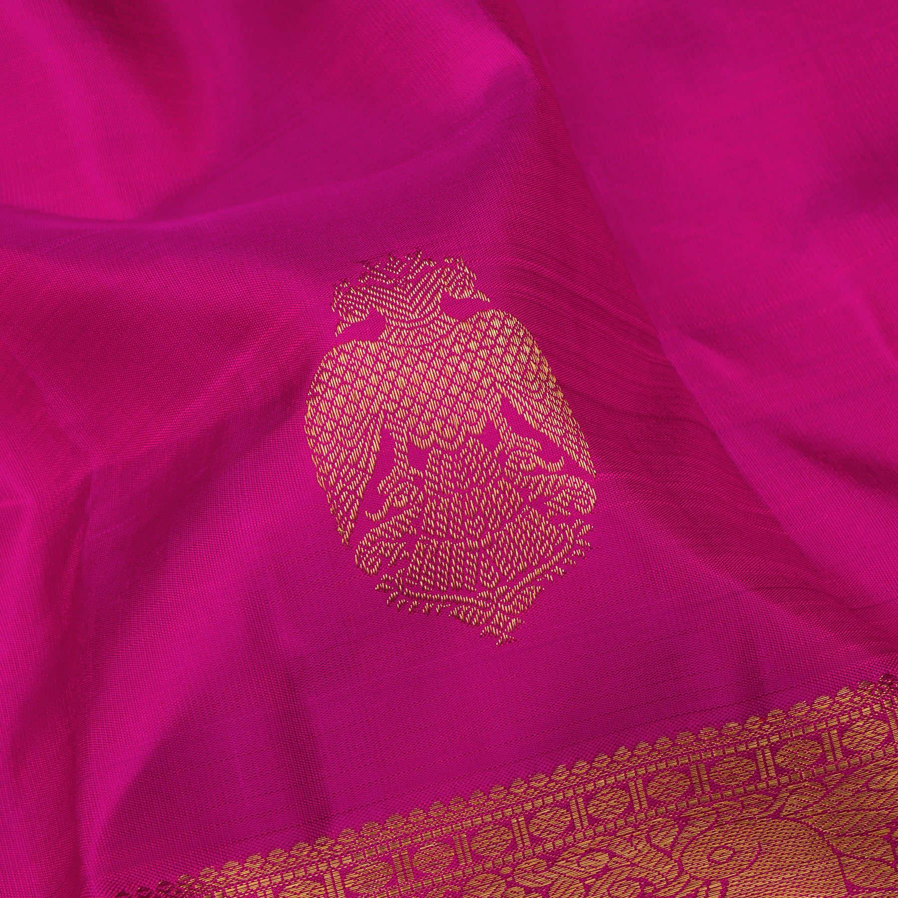 Kanakavalli Kanjivaram Silk Sari 24-595-HS001-08511 - Fabric View