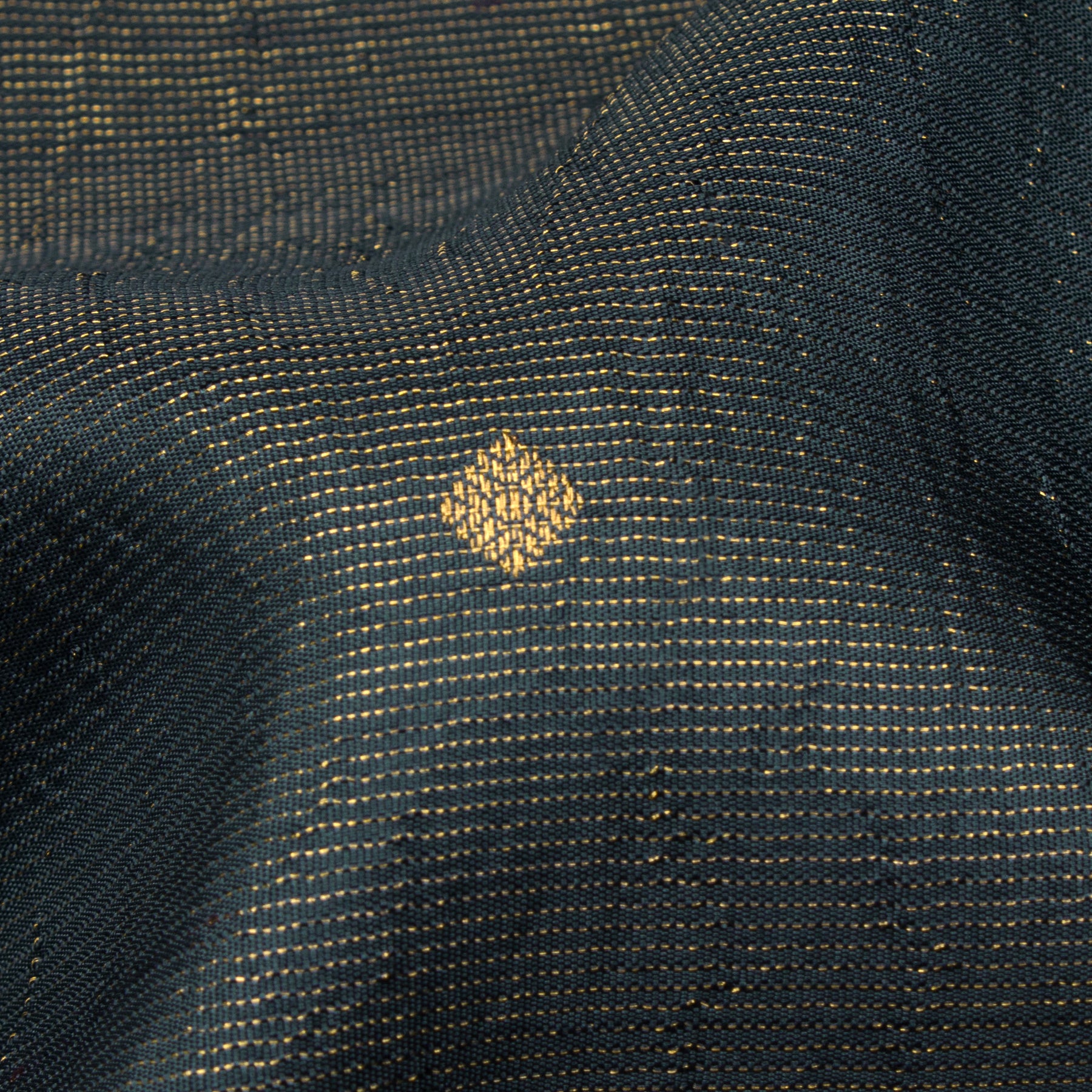 Kanakavalli Kanjivaram Silk Sari 24-595-HS001-09788 - Fabric View