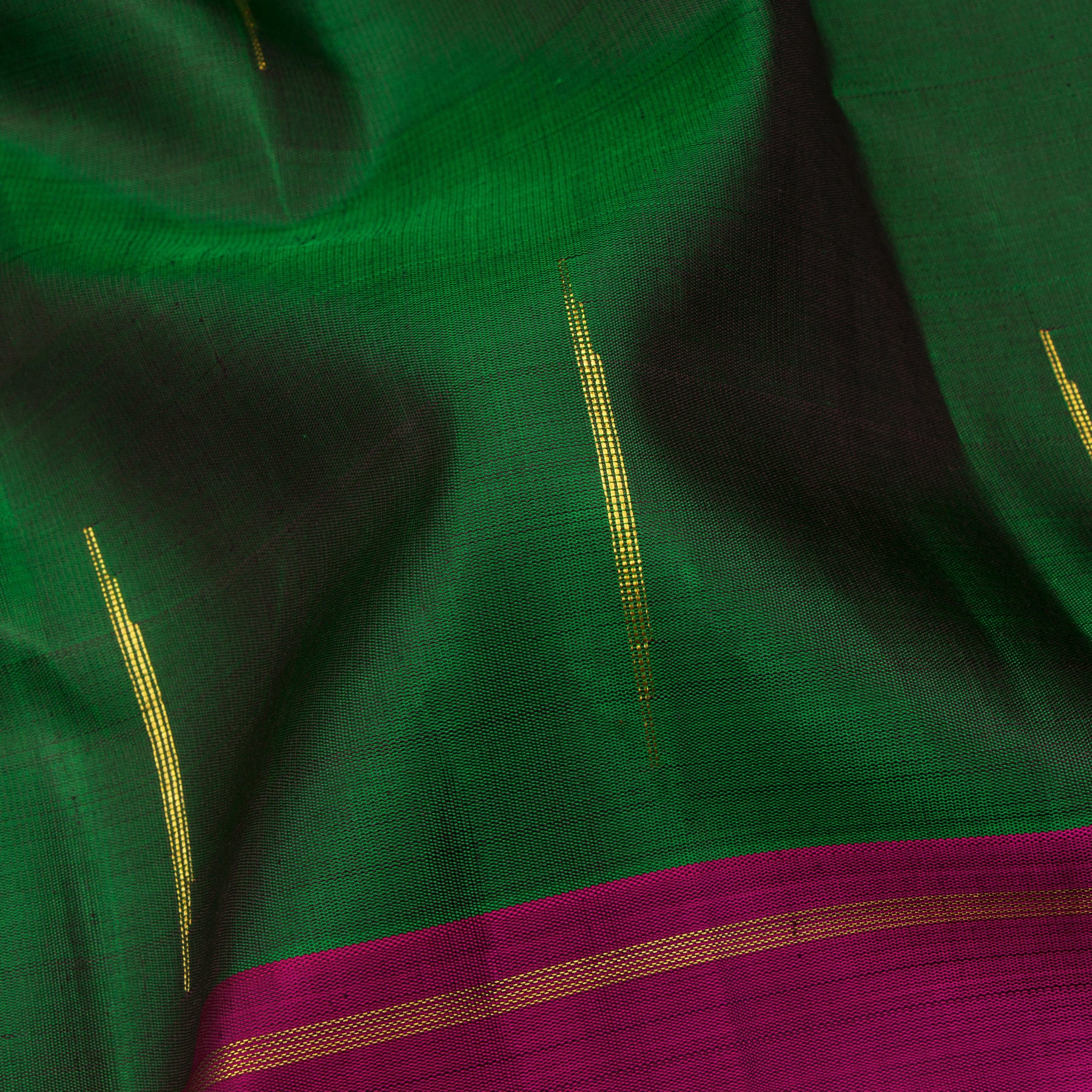 Kanakavalli Kanjivaram Silk Sari 24-595-HS001-10985 - Fabric View