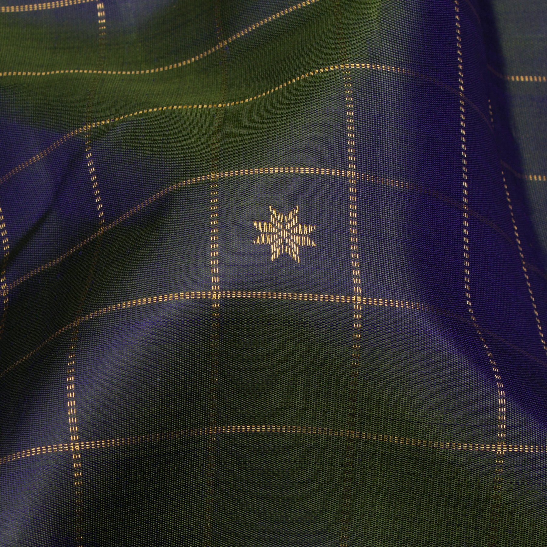 Kanakavalli Kanjivaram Silk Sari 24-595-HS001-12833 - Fabric View