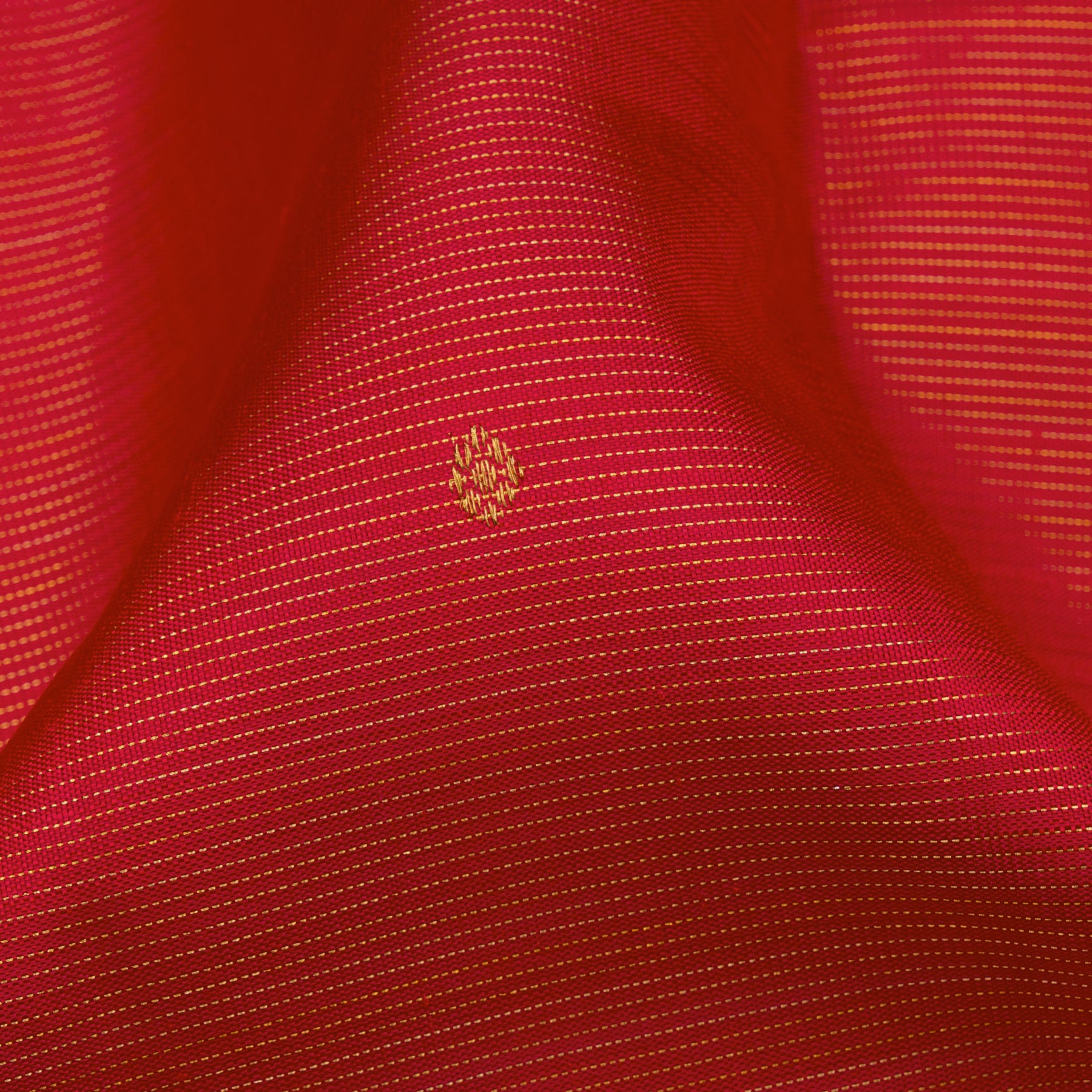 Kanakavalli Kanjivaram Silk Sari 24-599-HS001-00265 - Fabric View