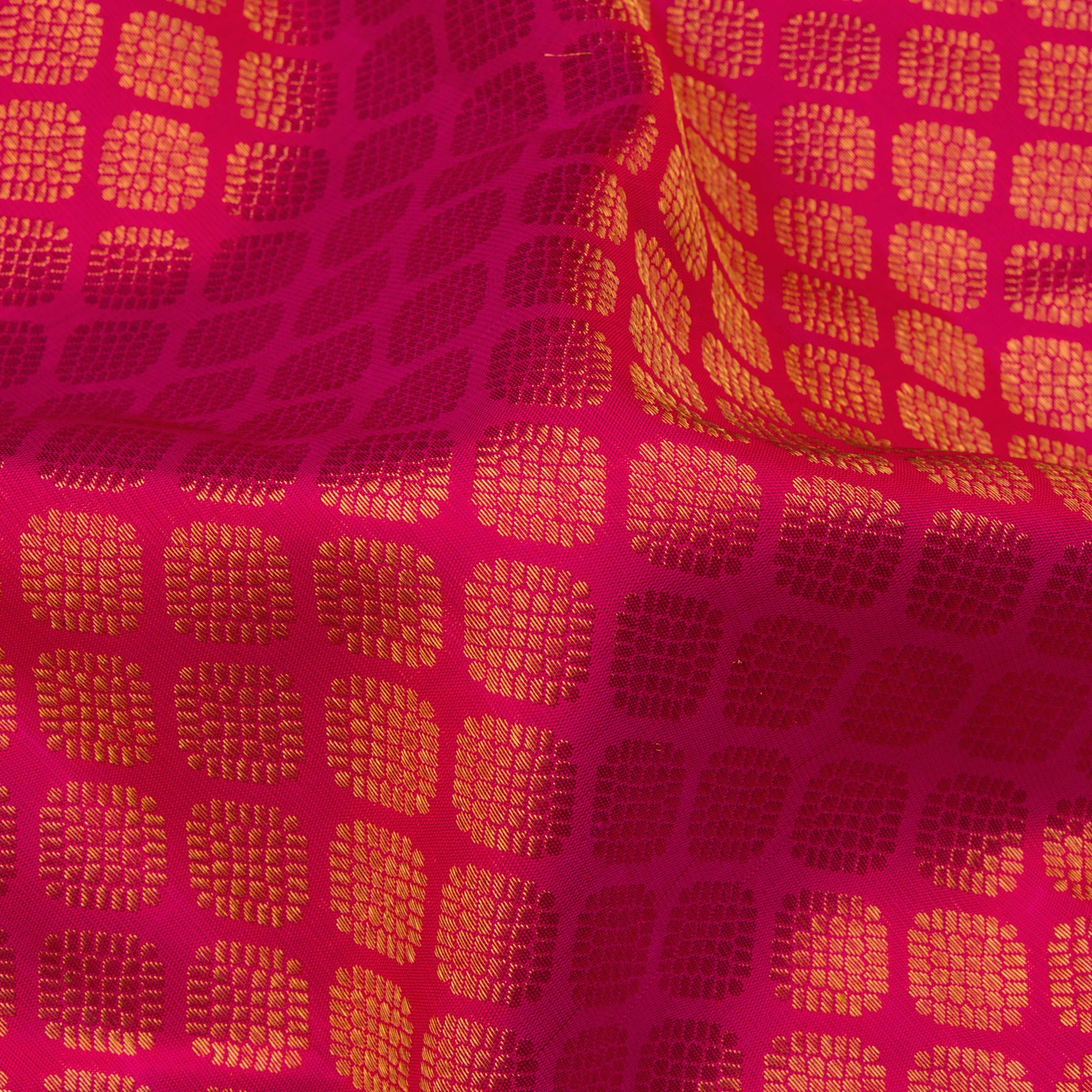 Kanakavalli Kanjivaram Silk Sari 24-599-HS001-03295 - Fabric View