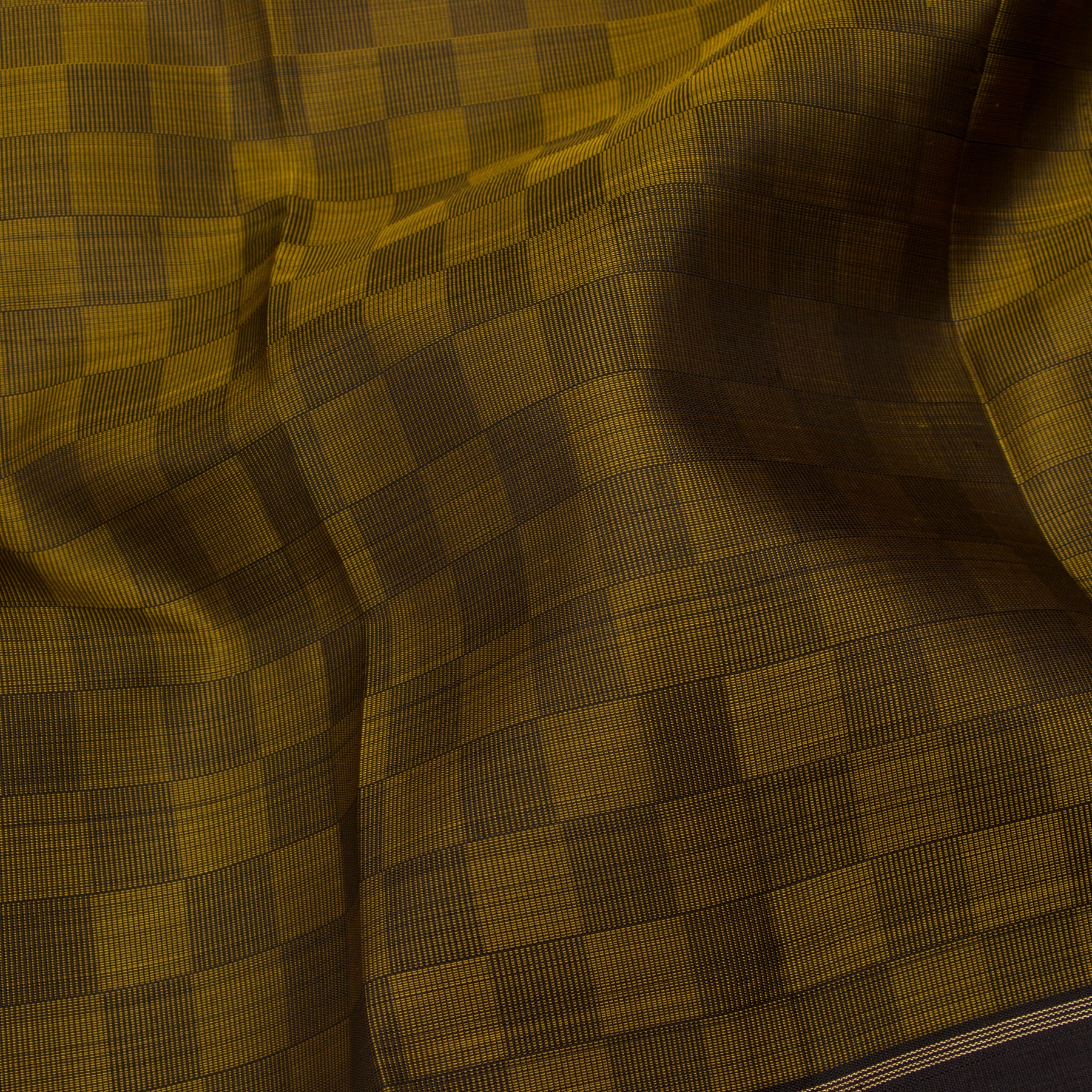 Kanakavalli Kanjivaram Silk Sari 24-599-HS001-06765 - Fabric View