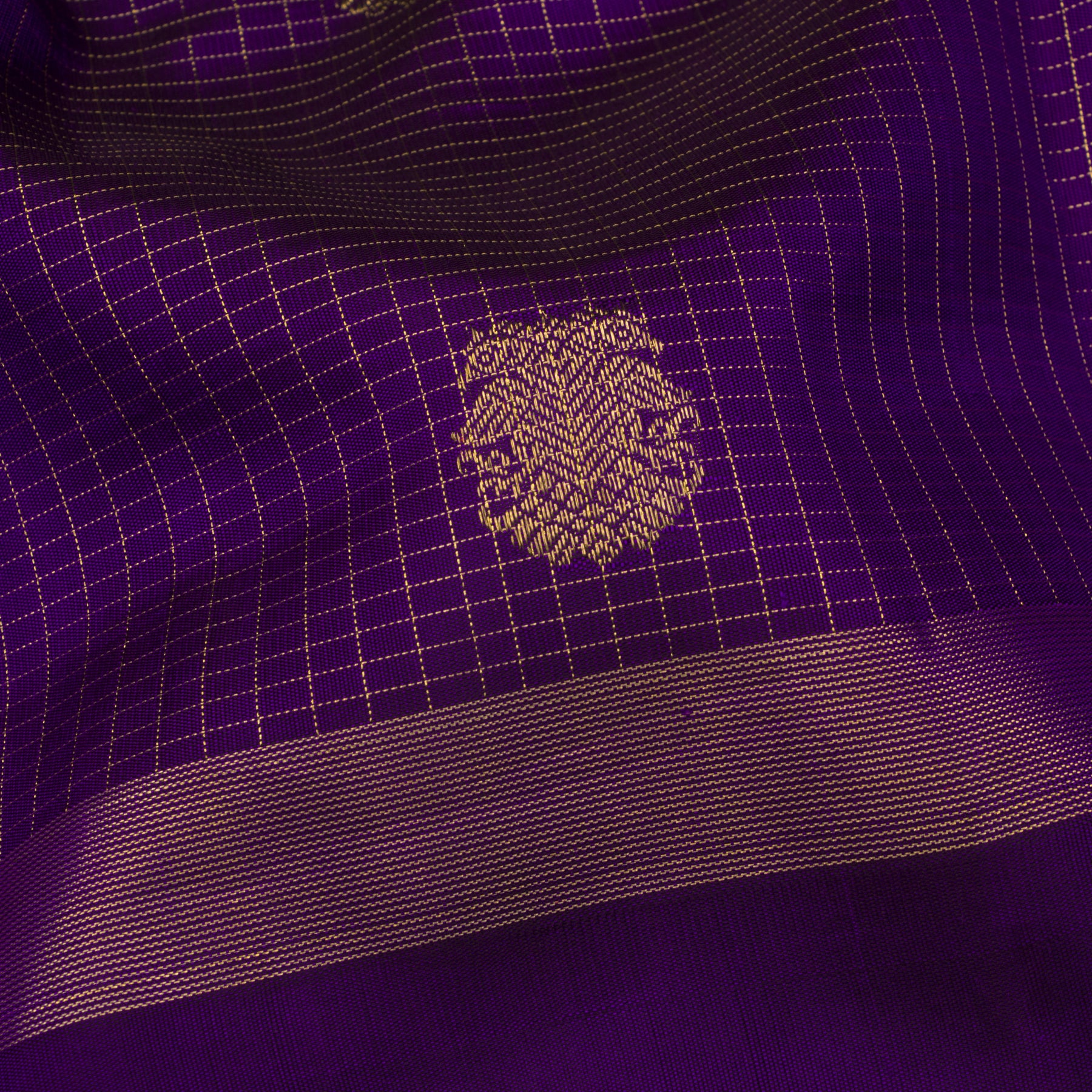Kanakavalli Kanjivaram Silk Sari 24-599-HS001-10130 - Fabric View