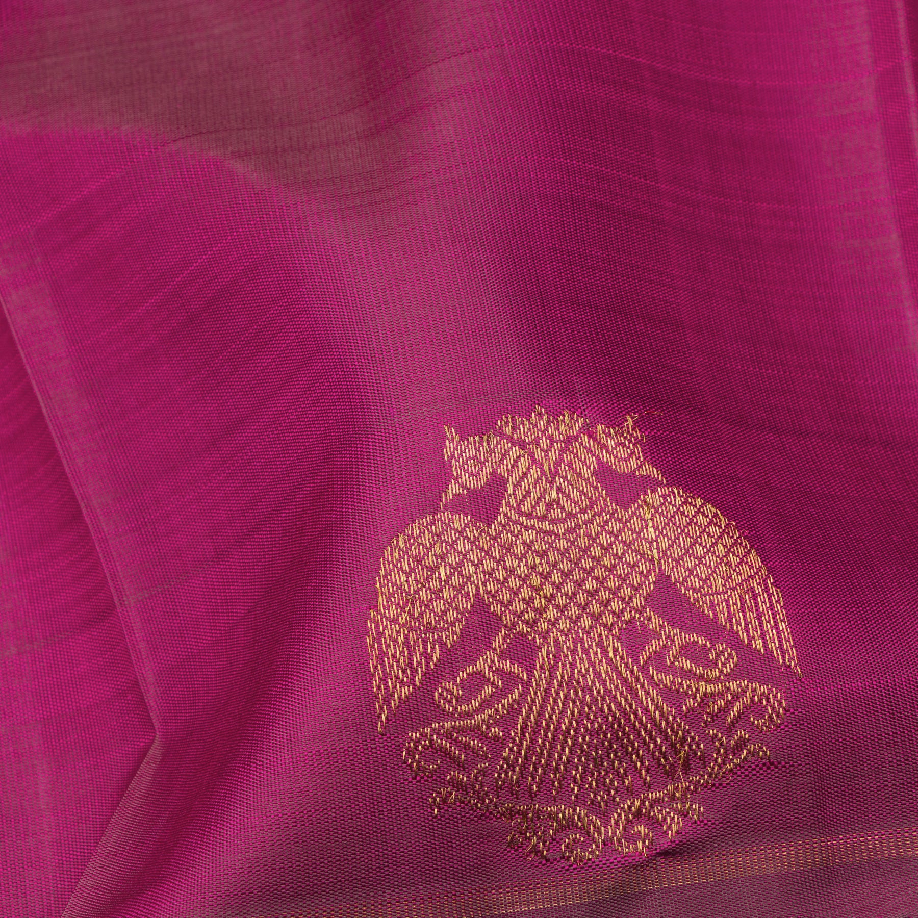 Kanakavalli Kanjivaram Silk Sari 24-599-HS001-10811 - Fabric View