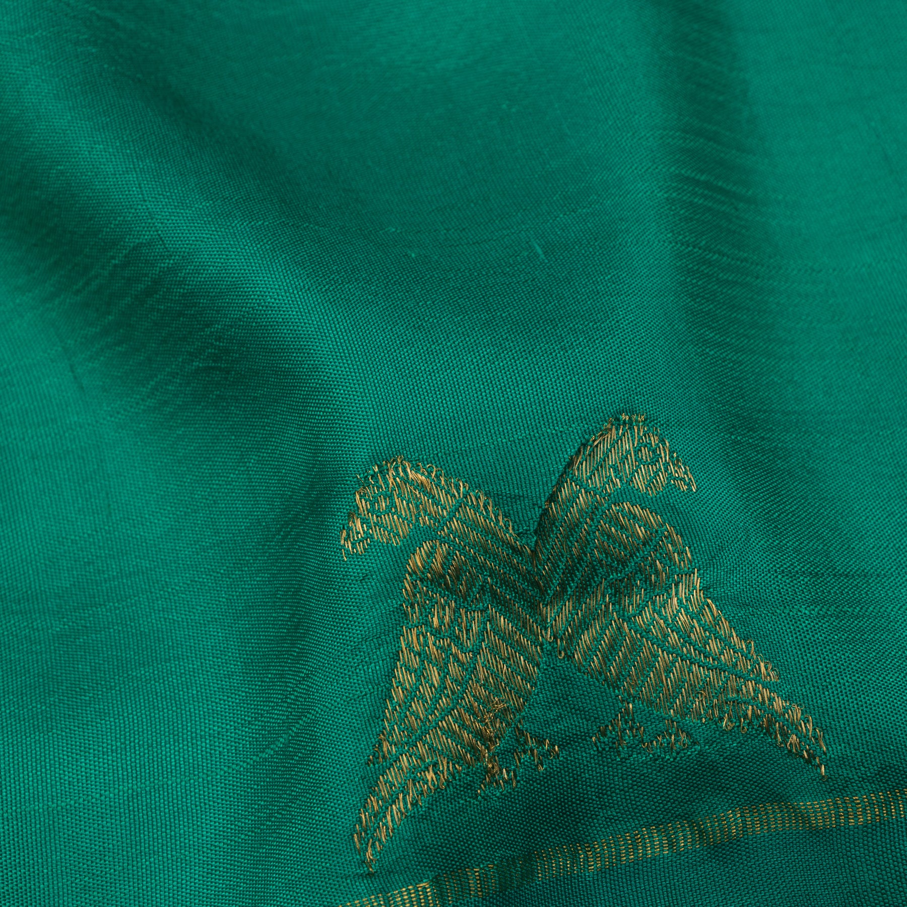 Kanakavalli Kanjivaram Silk Sari 24-599-HS001-12485 - Fabric View