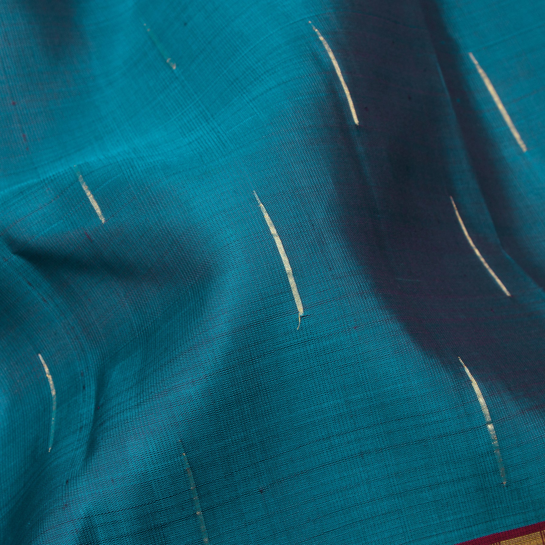 Kanakavalli Kanjivaram Silk Sari 24-599-HS001-12520 - Fabric View