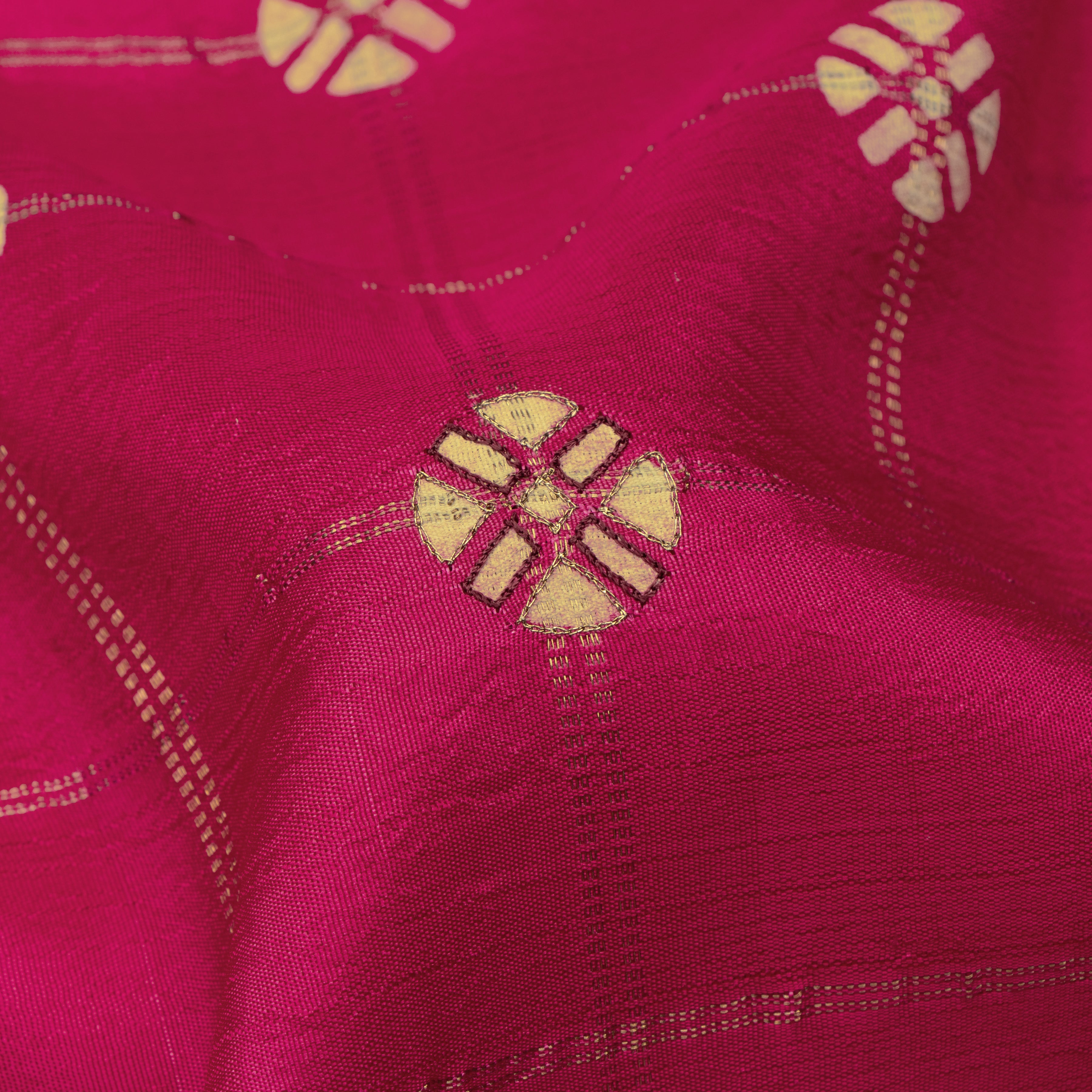 Kanakavalli Kanjivaram Silk Sari 24-599-HS001-12586 - Fabric View