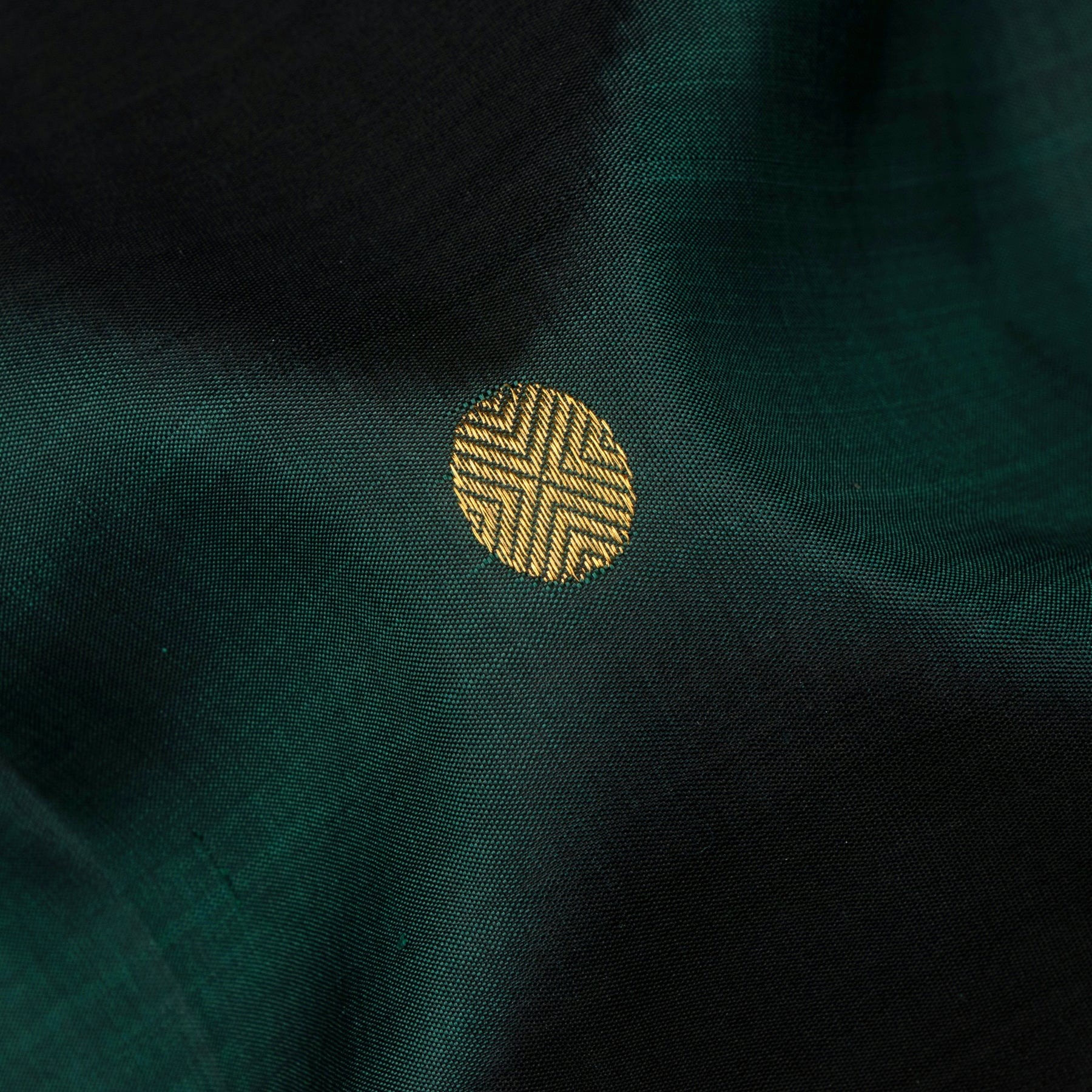 Kanakavalli Kanjivaram Silk Sari 24-611-HS001-10656 - Fabric View