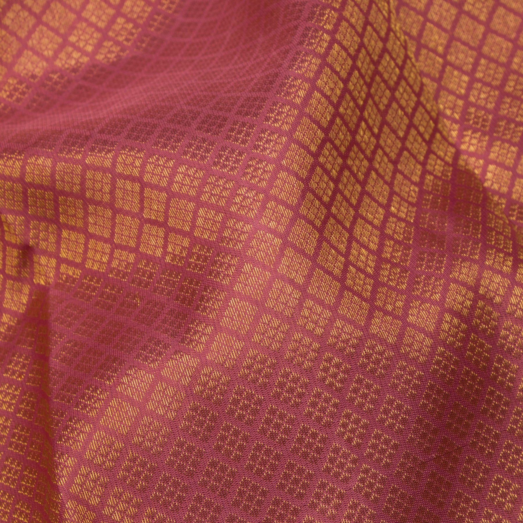 Kanakavalli Kanjivaram Silk Sari 24-611-HS001-14256 - Fabric View
