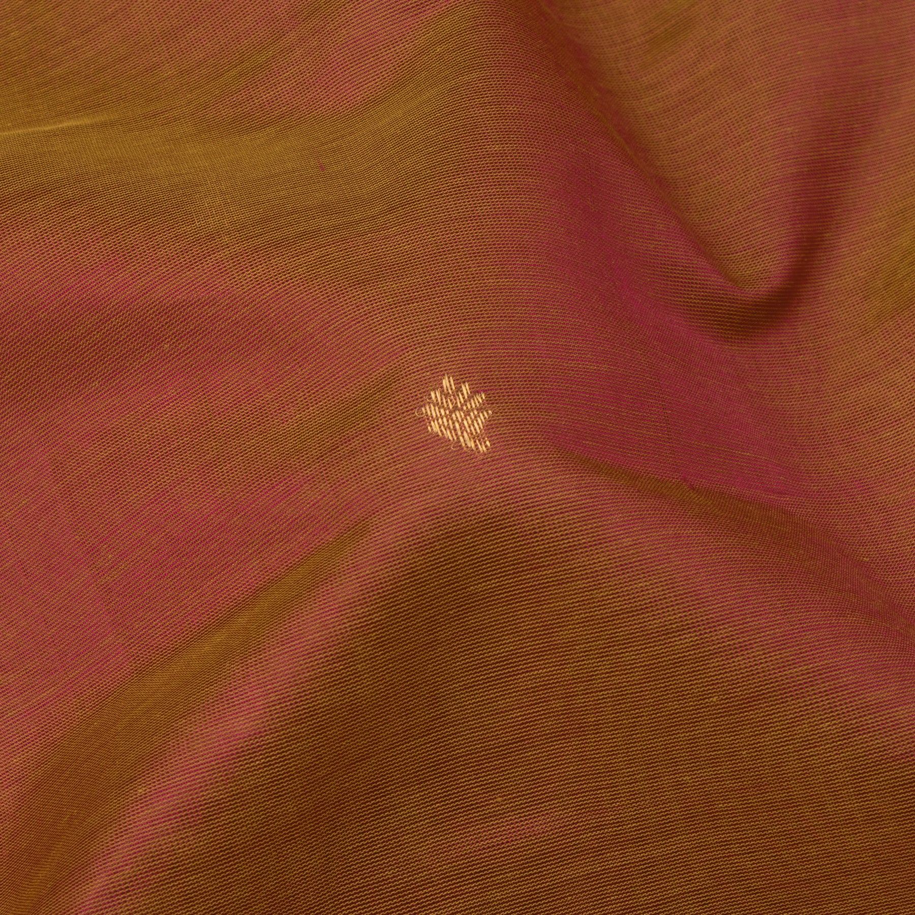 Kanakavalli Silk/Cotton Sari 24-613-HS005-13915 - Fabric View