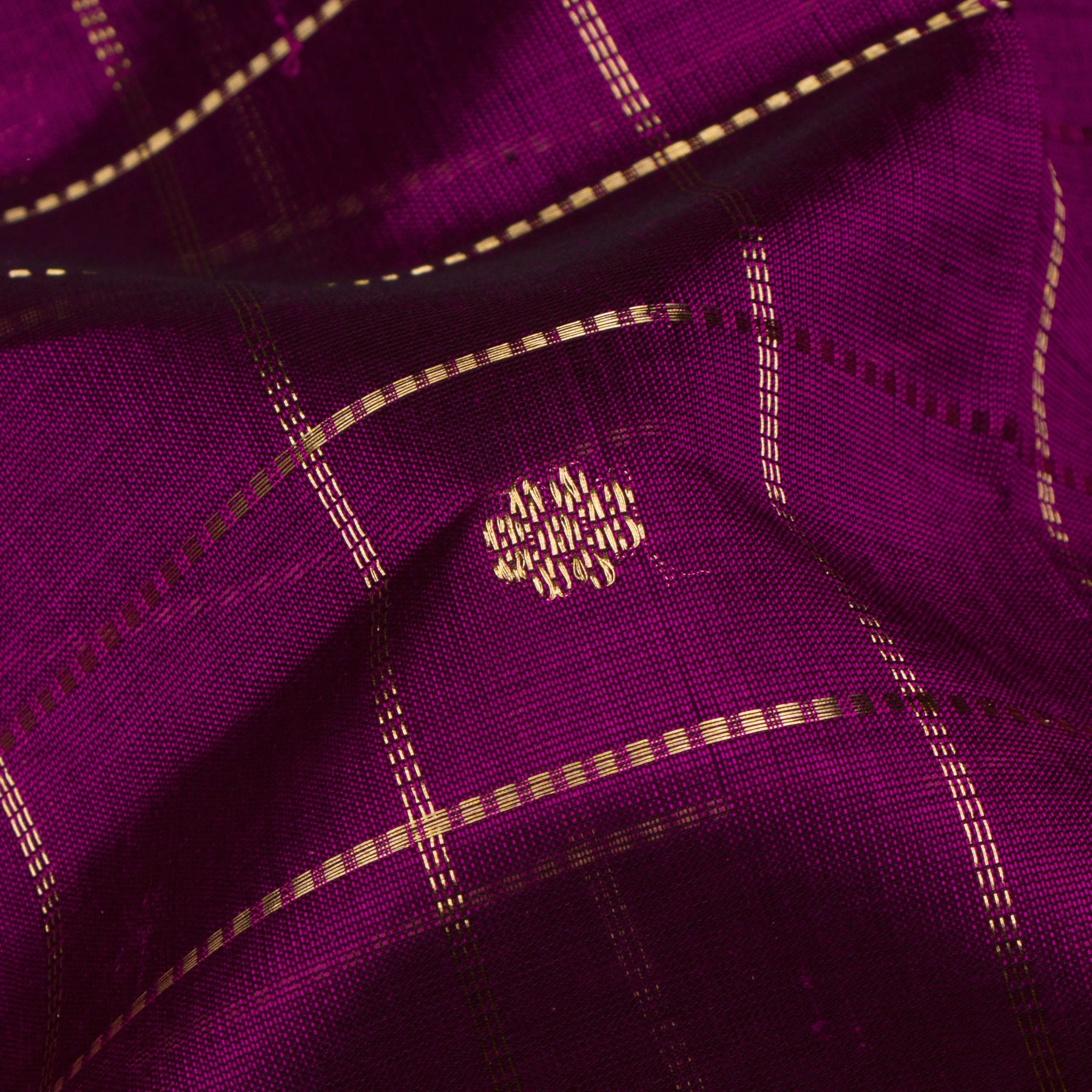 Kanakavalli Silk/Cotton Sari 24-613-HS005-14113 - Fabric View