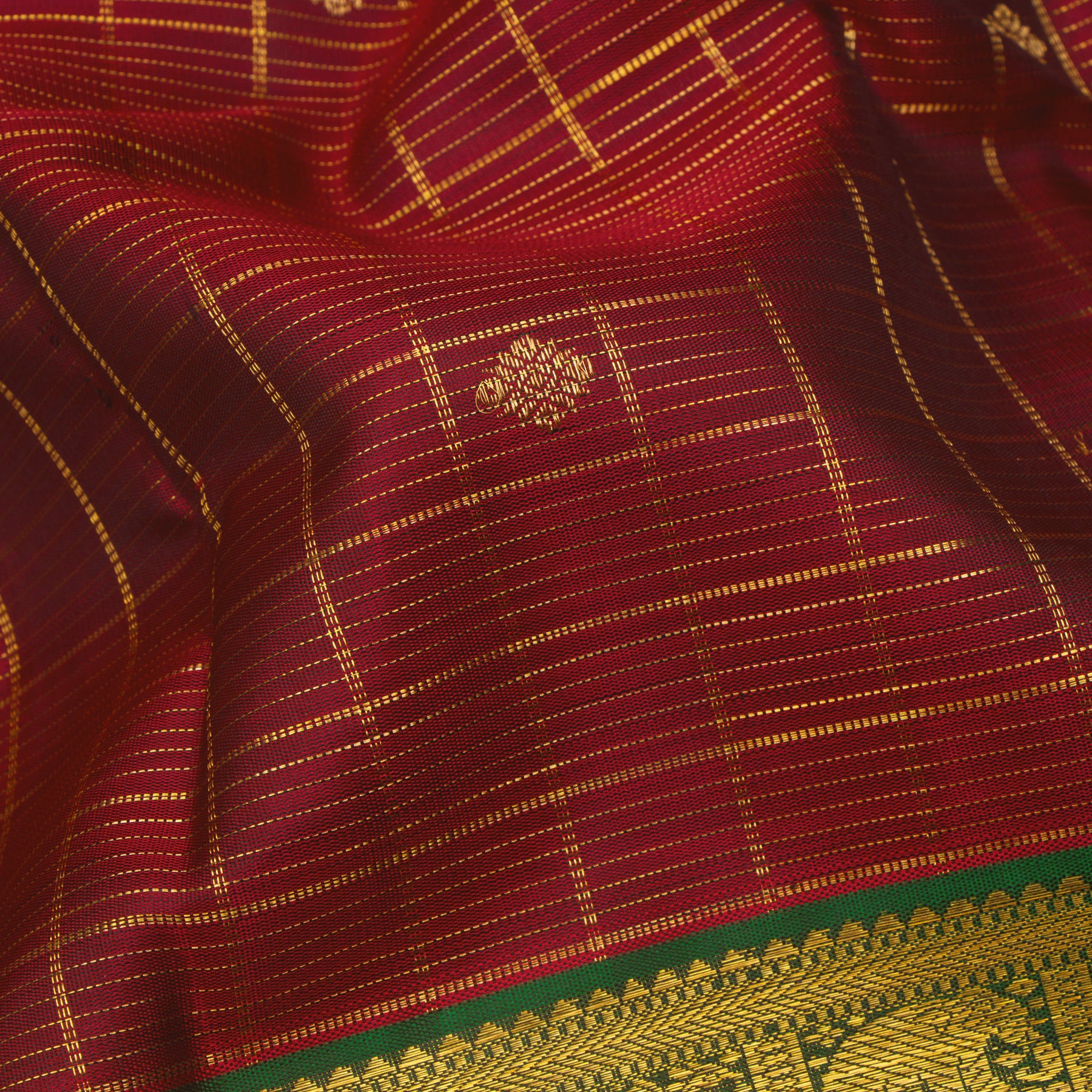 Kanakavalli Kanjivaram Silk Sari 24-615-HS001-11878 - Fabric View