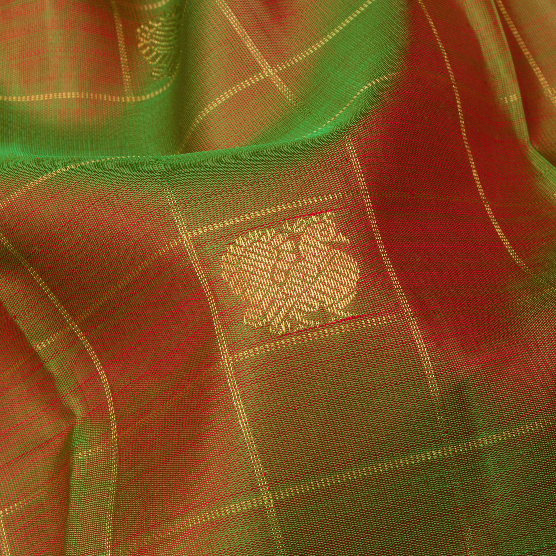Kanakavalli Kanjivaram Silk Sari 24-615-HS001-12603 - Fabric View