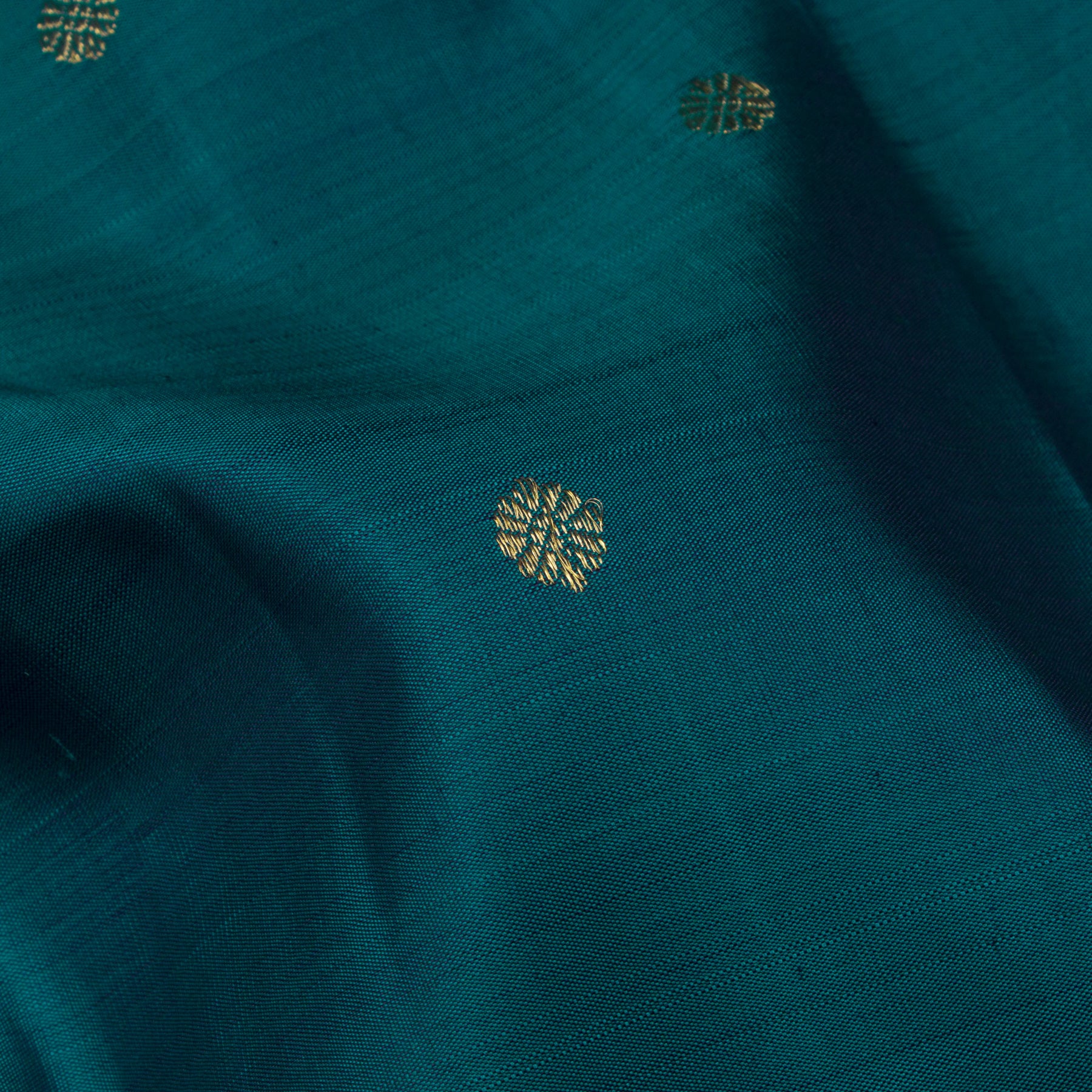 Kanakavalli Kanjivaram Silk Sari 25-040-HS001-01229 - Fabric View