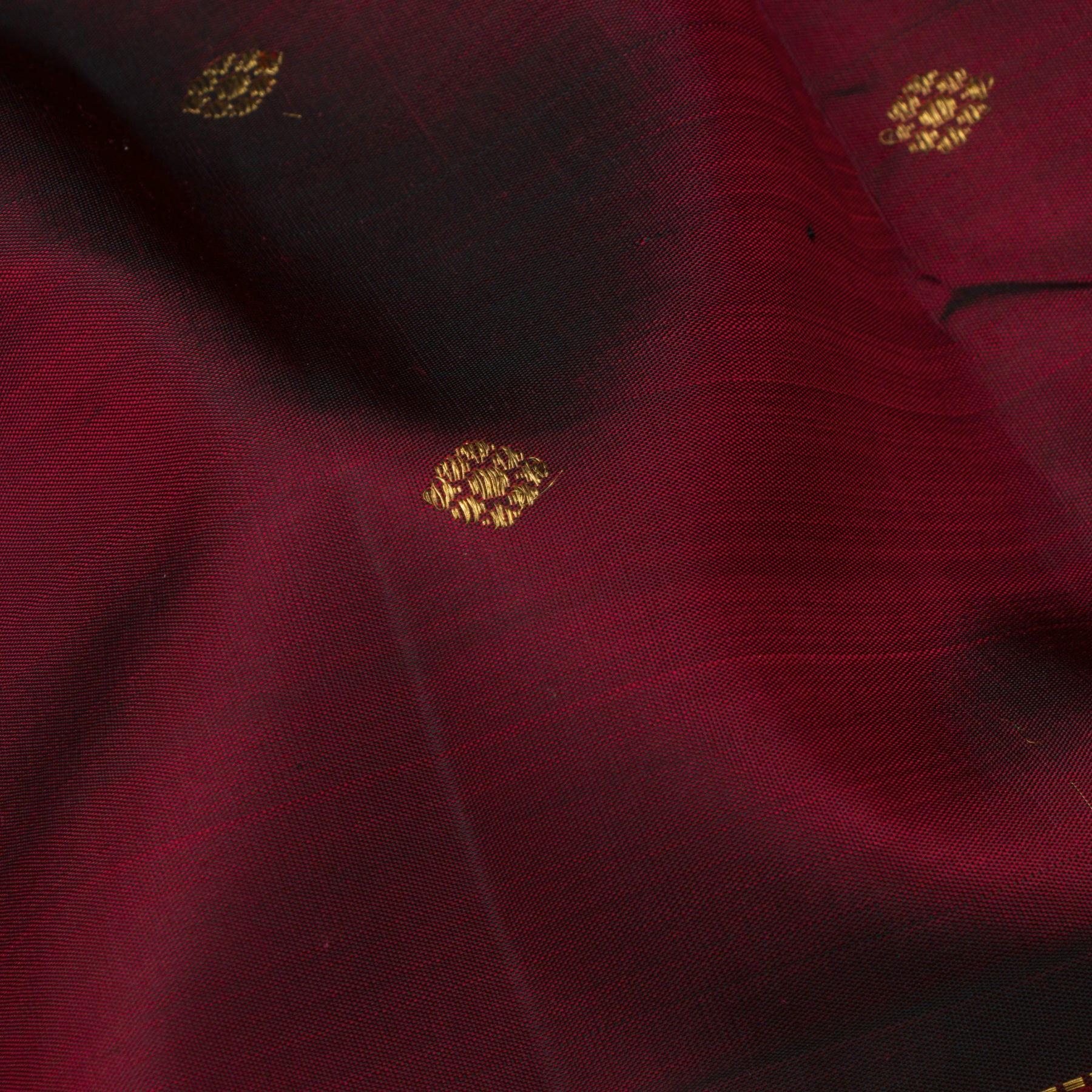 Kanakavalli Kanjivaram Silk Sari 25-040-HS001-02286 - Fabric View