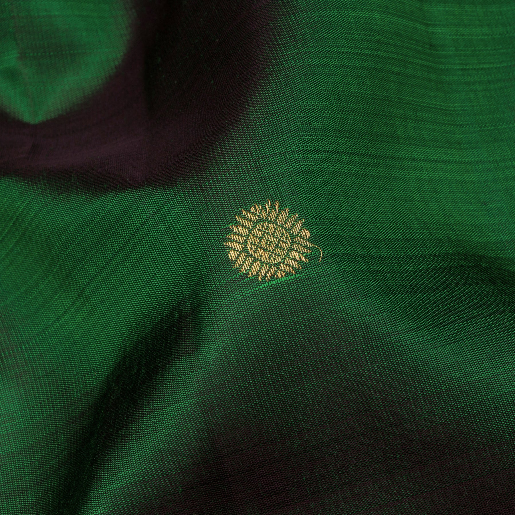 Kanakavalli Kanjivaram Silk Sari 25-040-HS001-04497 - Fabric View
