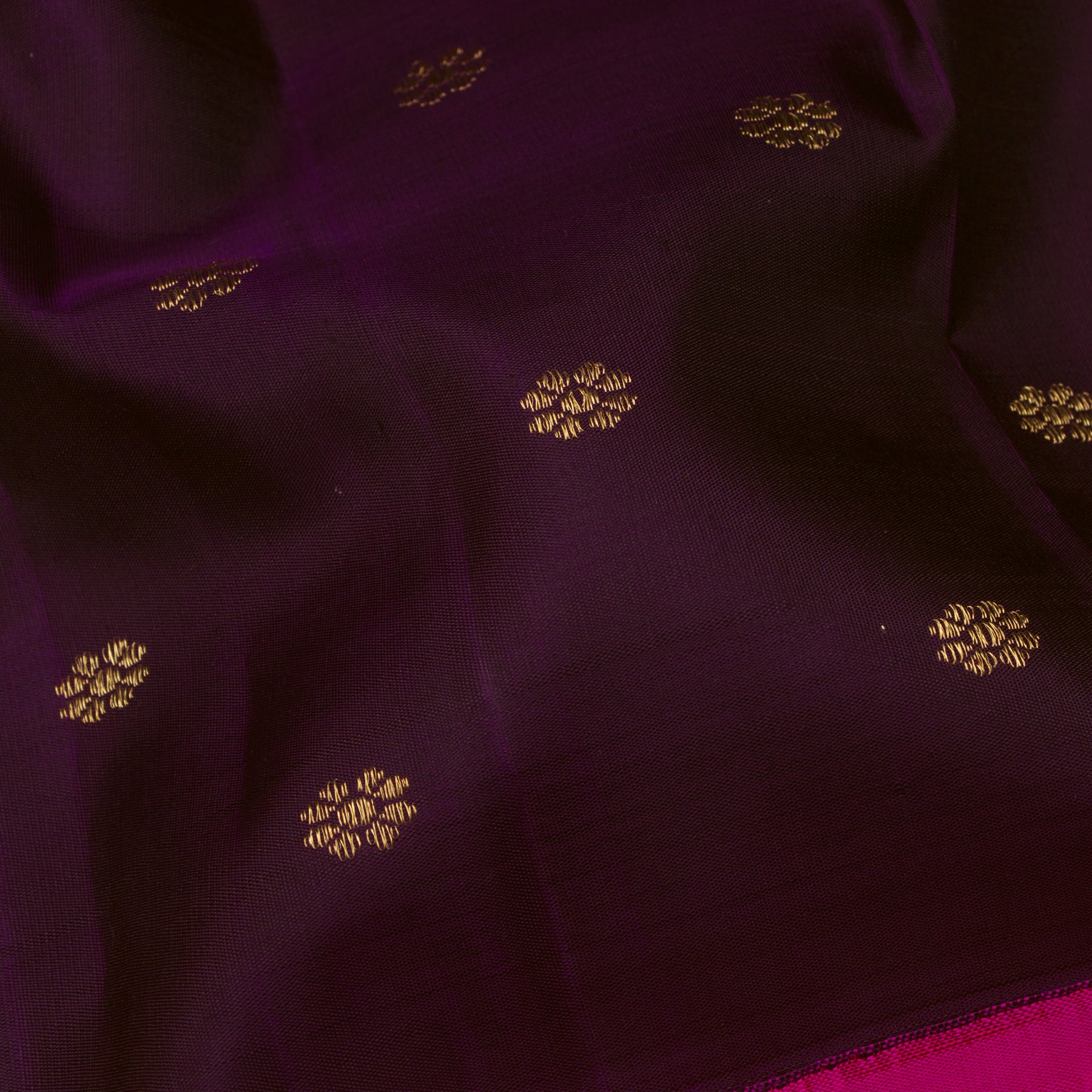 Kanakavalli Kanjivaram Silk Sari 25-040-HS001-04554 - Fabric View