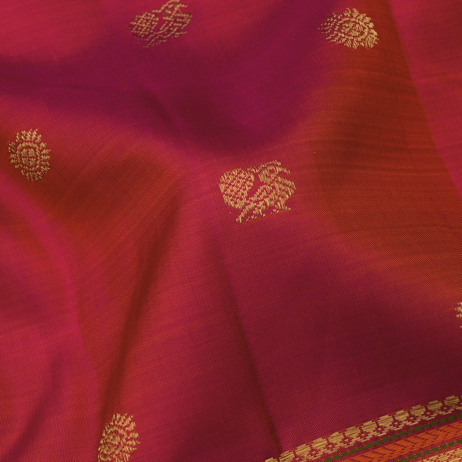 Kanakavalli Kanjivaram Silk Sari 25-040-HS001-07180 - Fabric View