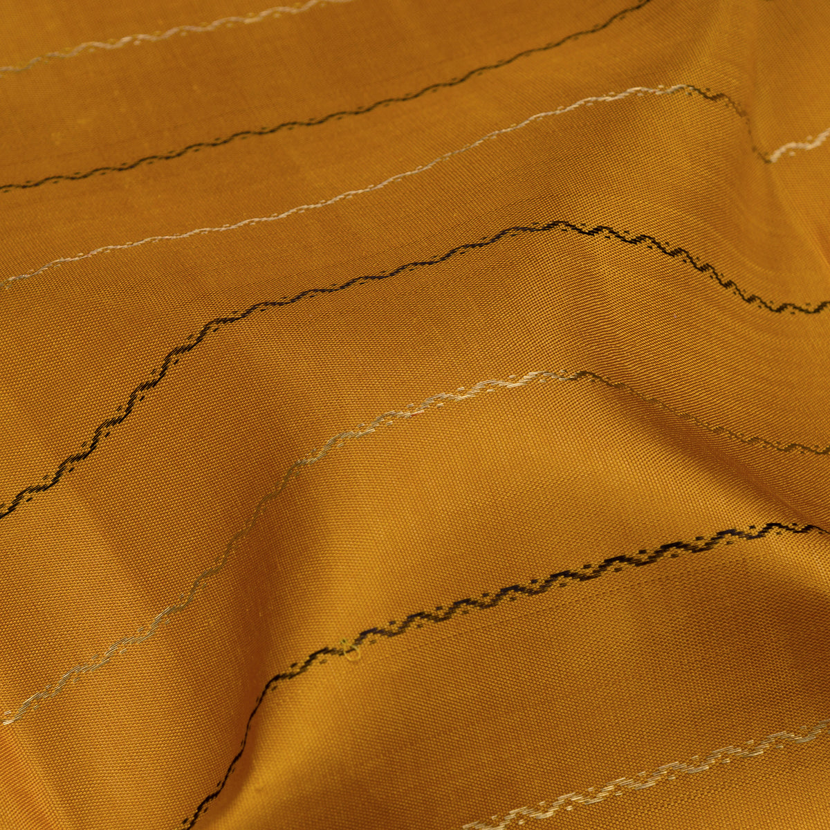 Kanakavalli Kanjivaram Silk Sari 25-040-HS001-10800