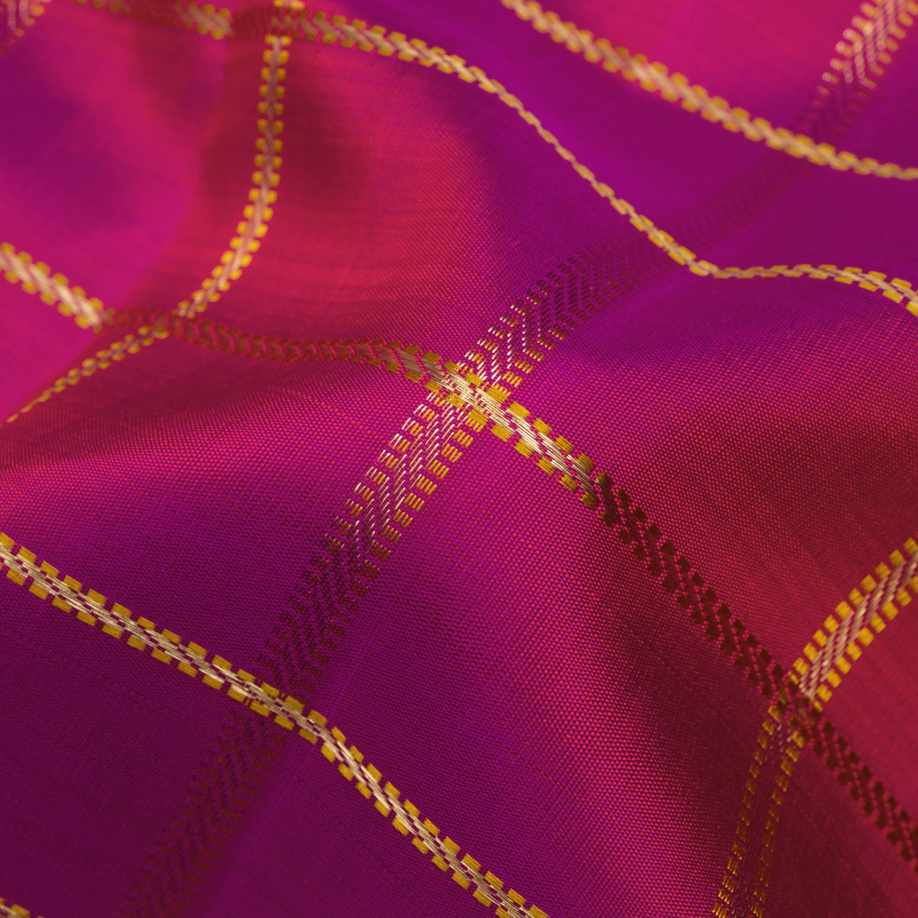 Kanakavalli Kanjivaram Silk Sari 25-041-HS001-03174 - Fabric View