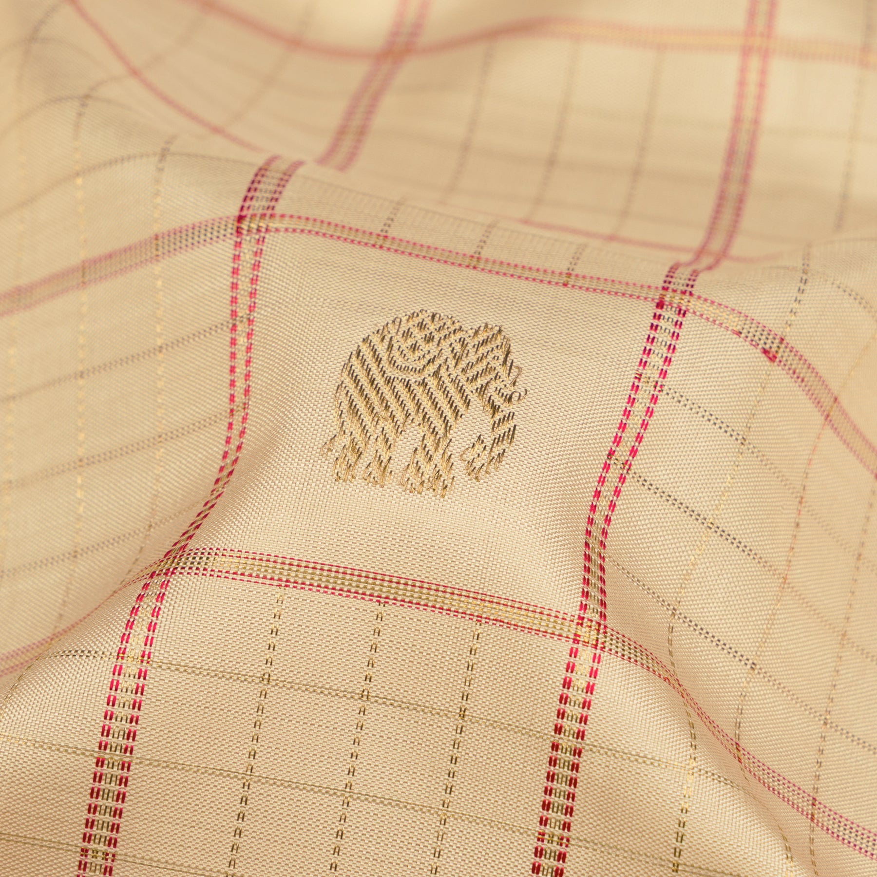 Kanakavalli Kanjivaram Silk Sari 25-041-HS001-03183 - Fabric View