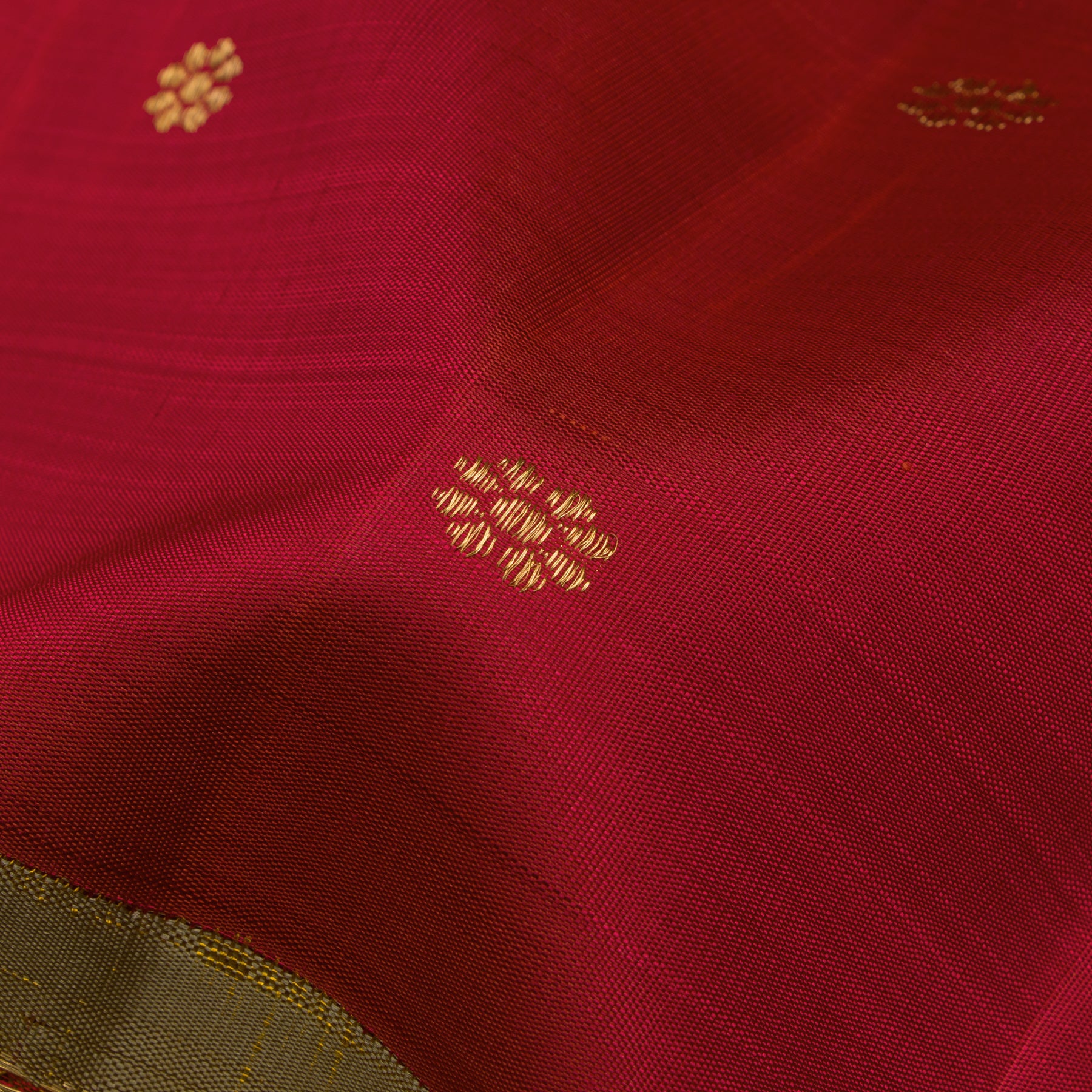 Kanakavalli Kanjivaram Silk Sari 25-041-HS001-04154 - Fabric View