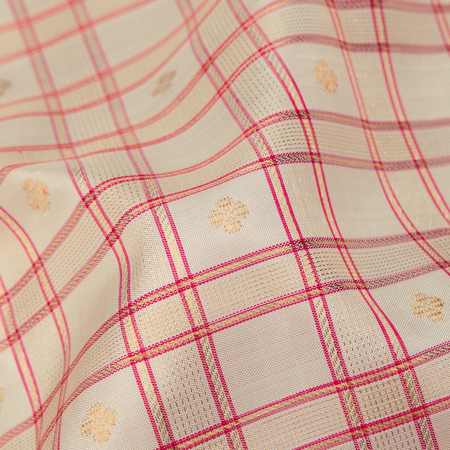 Kanakavalli Kanjivaram Silk Sari 25-041-HS001-05891 - Fabric View