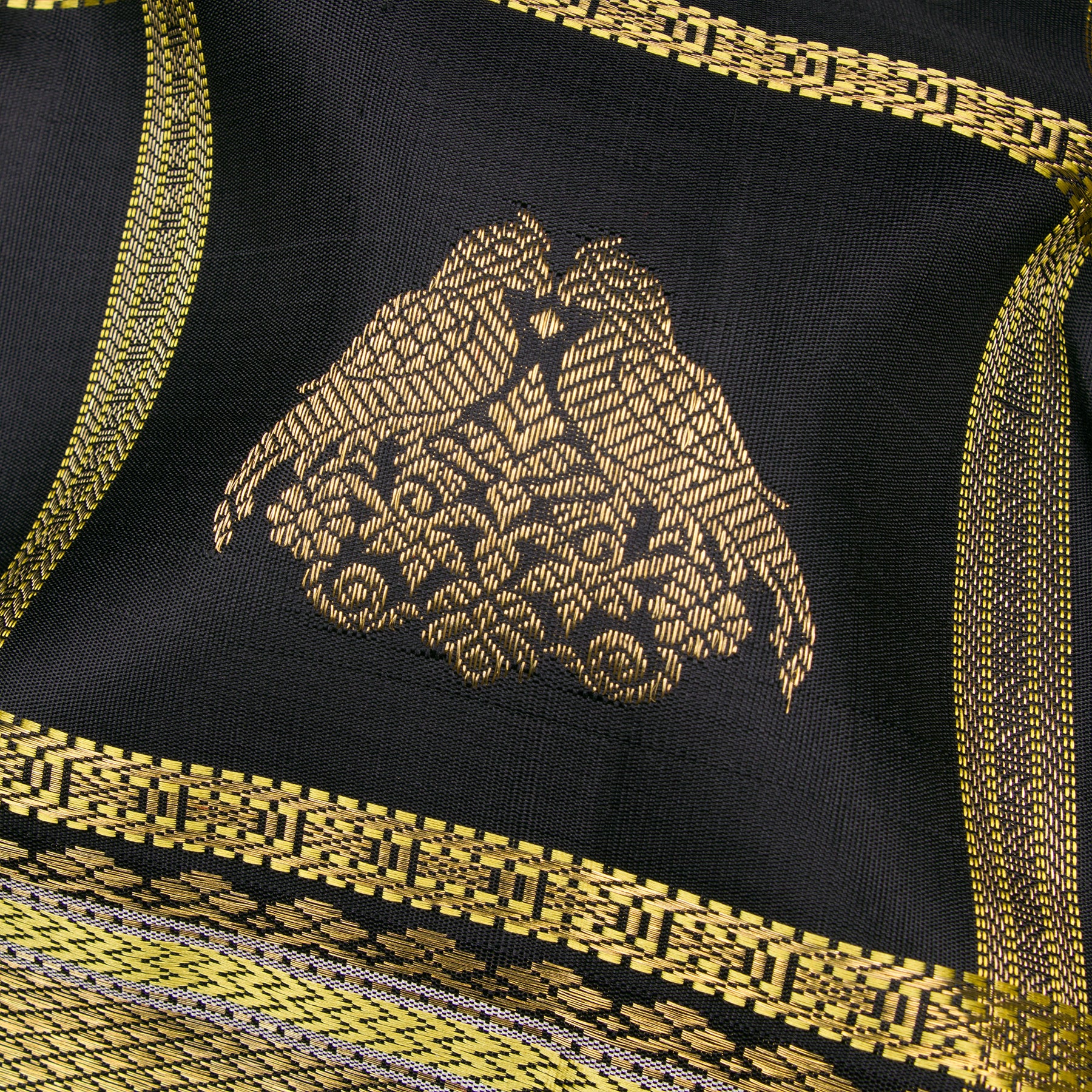 Kanakavalli Kanjivaram Silk Sari 25-041-HS001-09193