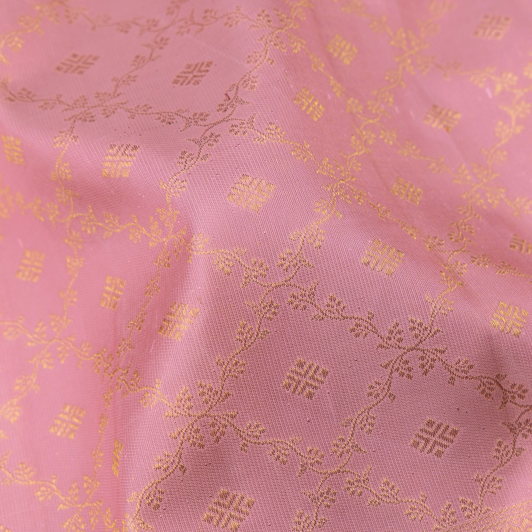 Kanakavalli Kanjivaram Silk Sari 25-060-HS001-05913 - Fabric View