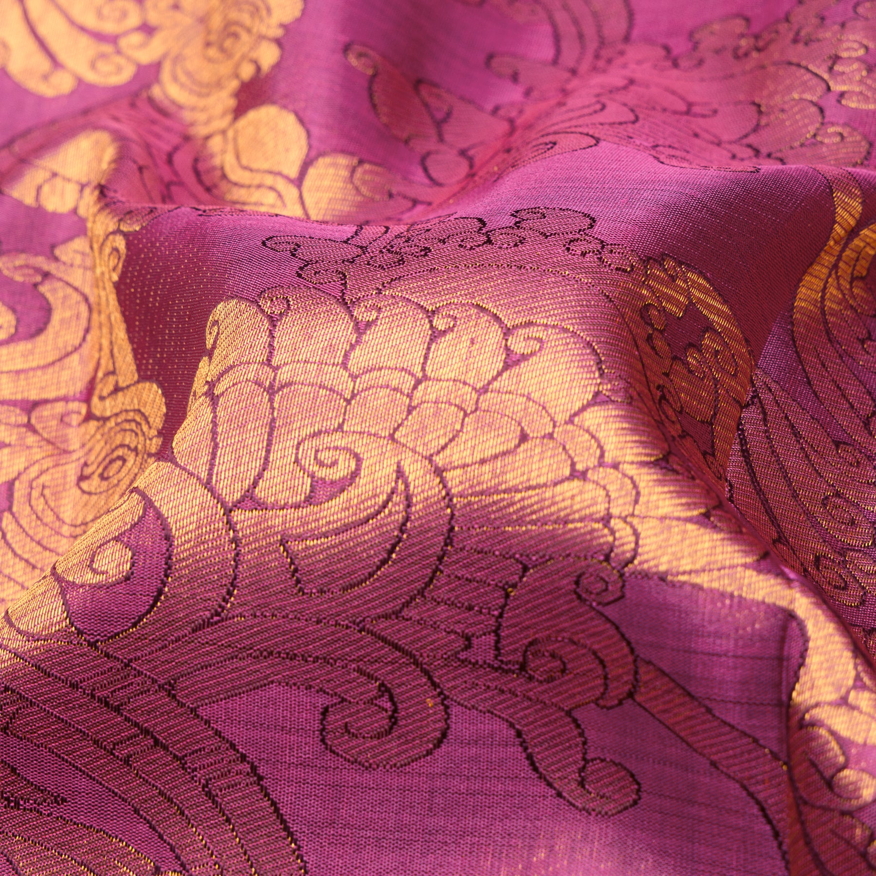 Kanakavalli Kanjivaram Silk Sari 25-100-HS001-08065 - Fabric View