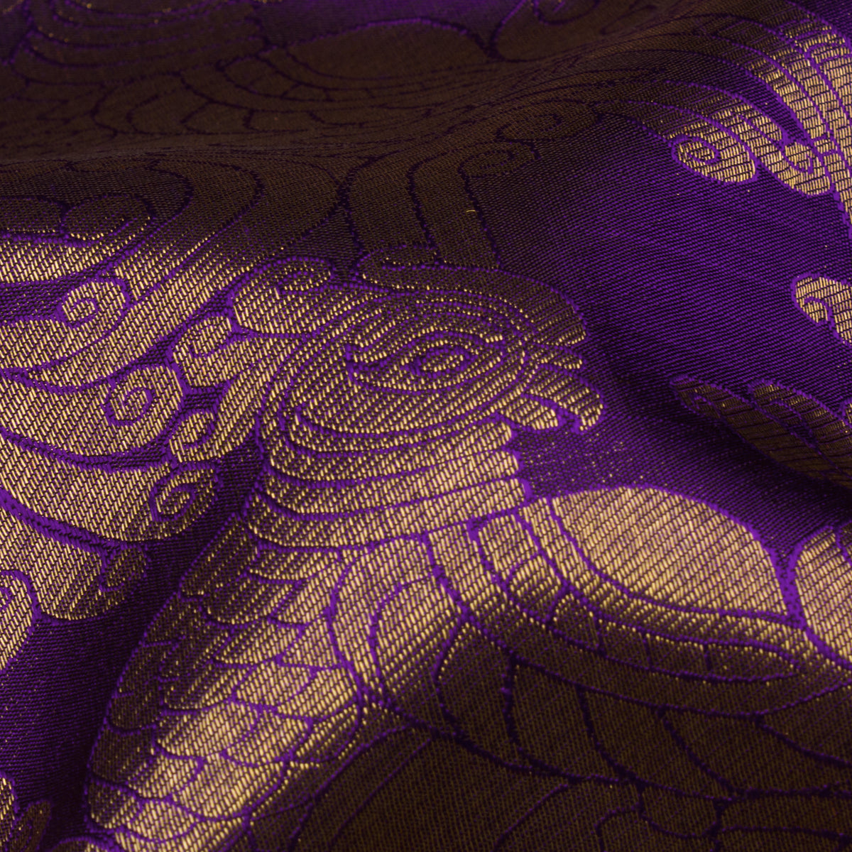 Kanakavalli Kanjivaram Silk Sari 25-100-HS001-09735 - Fabric View