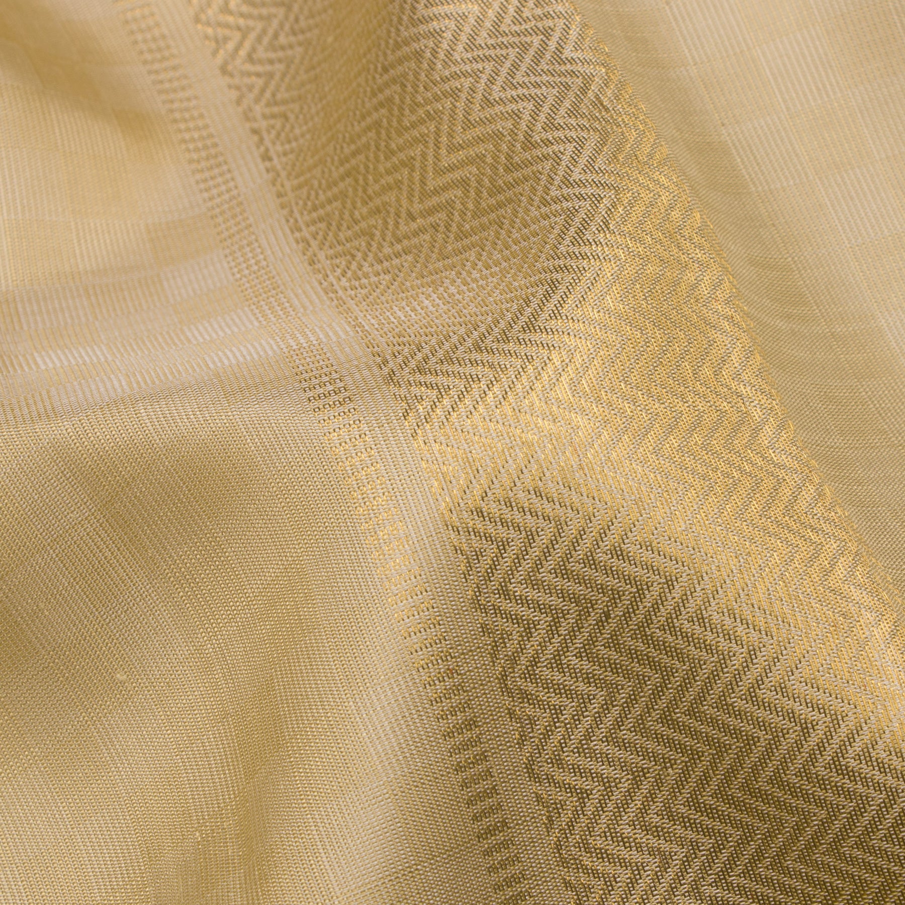 Kanakavalli Kanjivaram Silk Angavastram CO-ORD 25-109-AF001-05432 - Detailed Fabric View