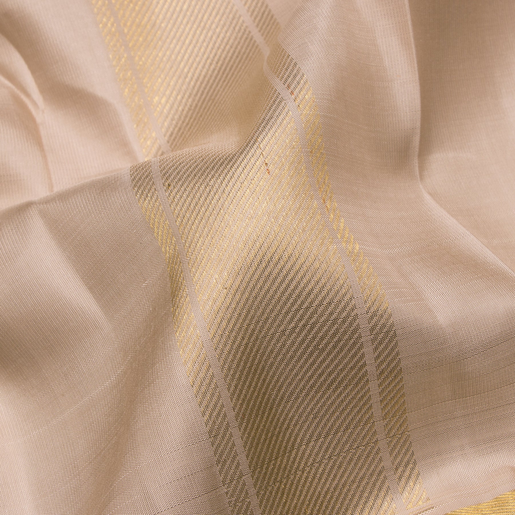 Kanakavalli Kanjivaram Silk Angavastram CO-ORD 25-109-AF001-05434 - Detailed Fabric View