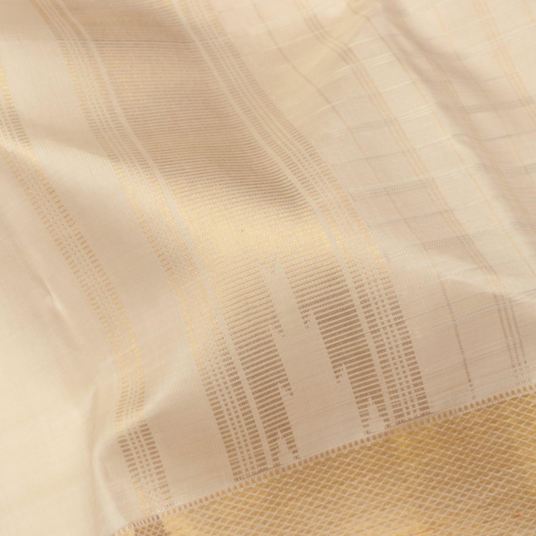 Kanakavalli Kanjivaram Silk Angavastram CO-ORD 25-109-AF001-07094 - Detailed Fabric View