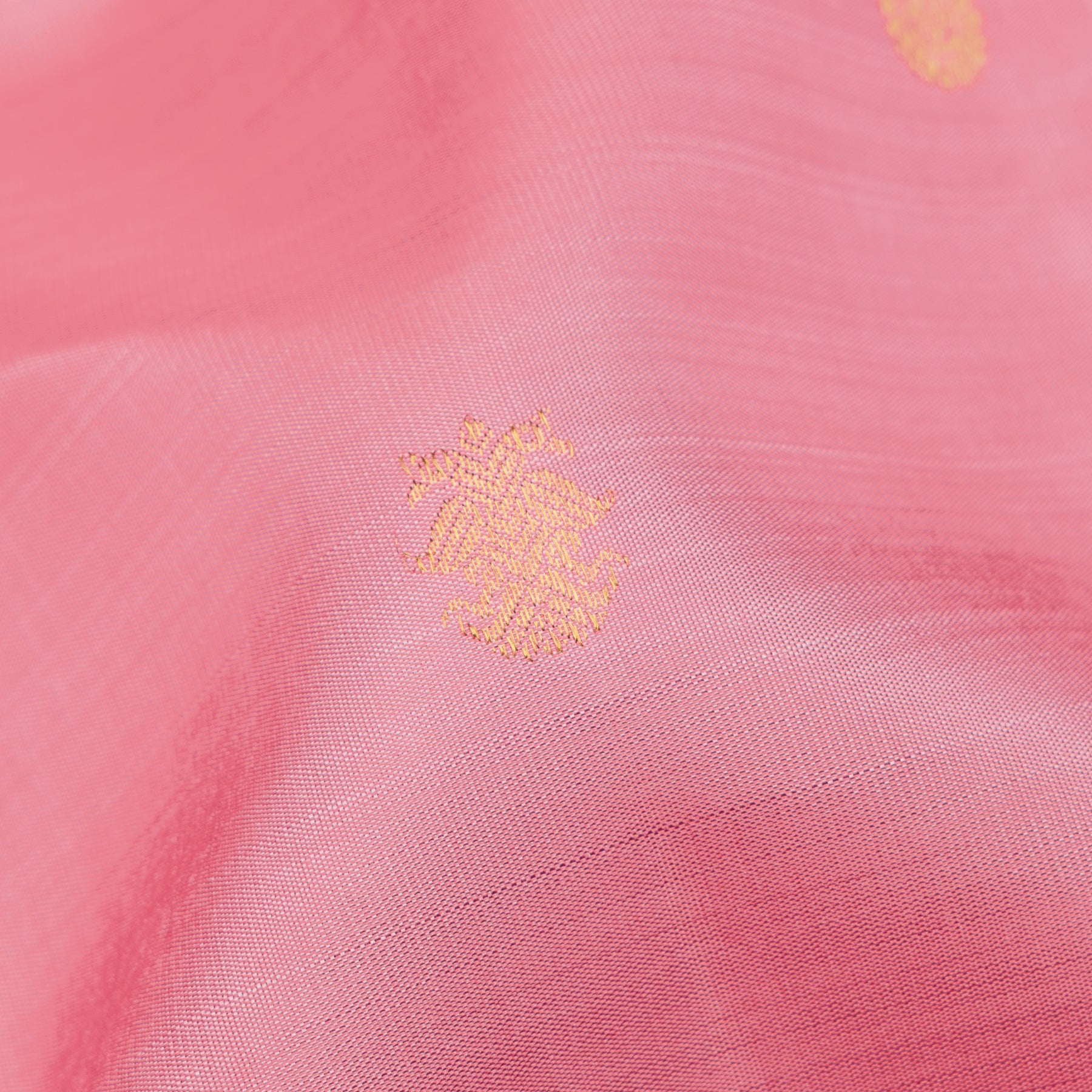Kanakavalli Kanjivaram Silk Sari 25-109-HS001-03523 - Fabric View