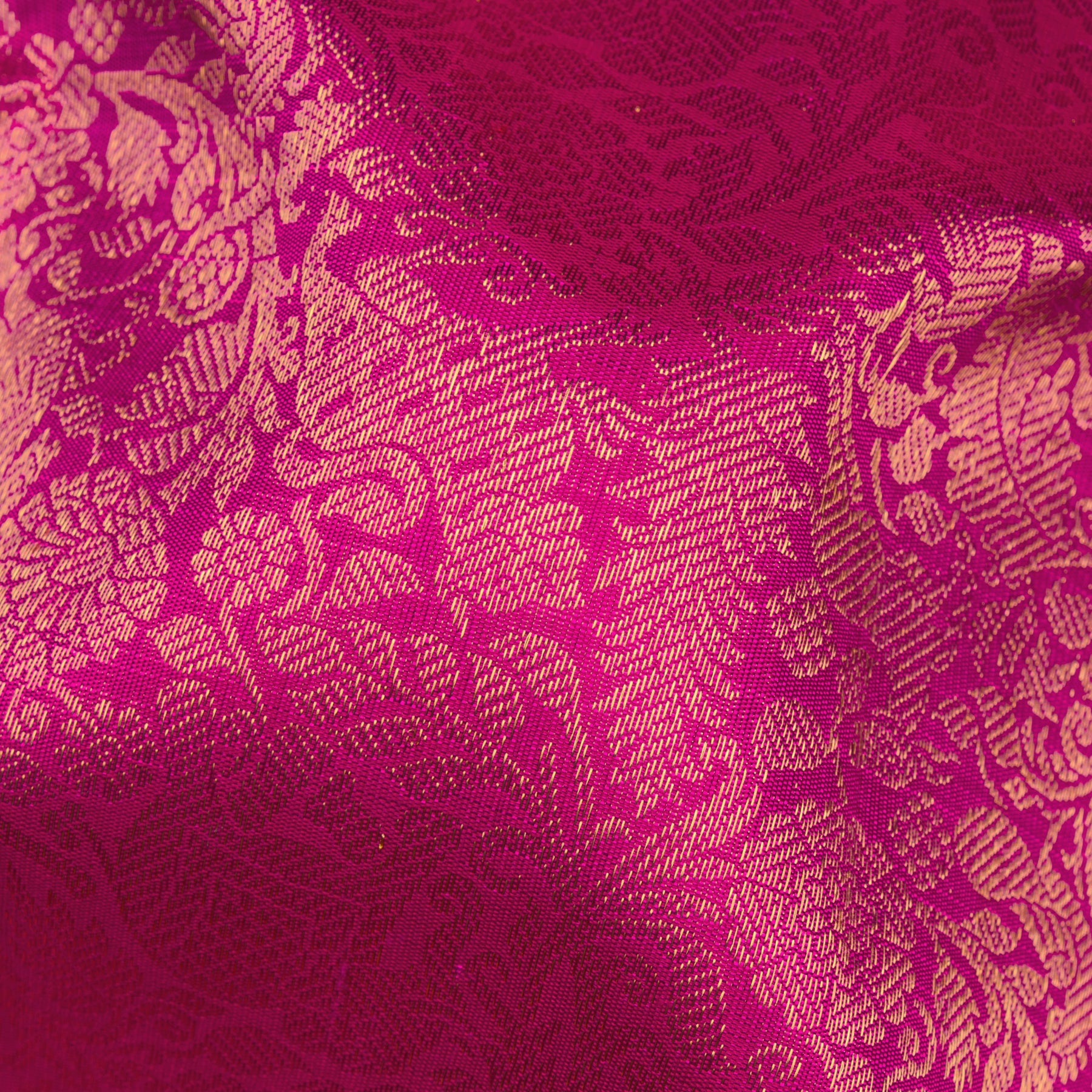 Kanakavalli Kanjivaram Silk Sari 25-109-HS001-09578 - Fabric View
