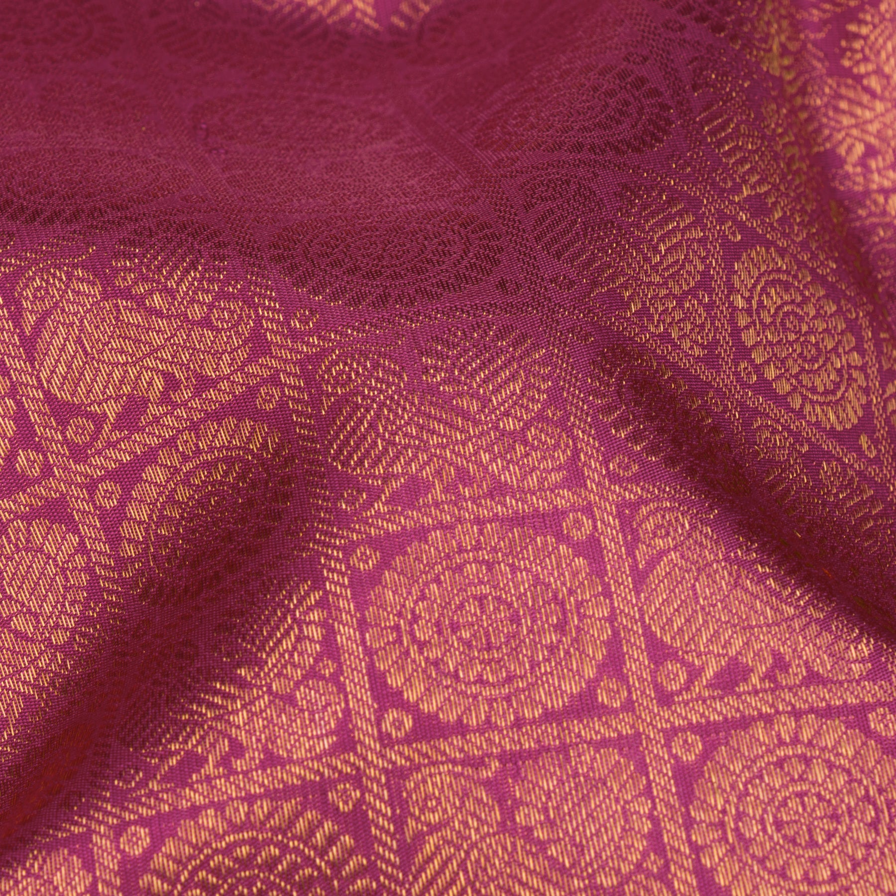Kanakavalli Kanjivaram Silk Sari 25-109-HS001-09592 - Fabric View