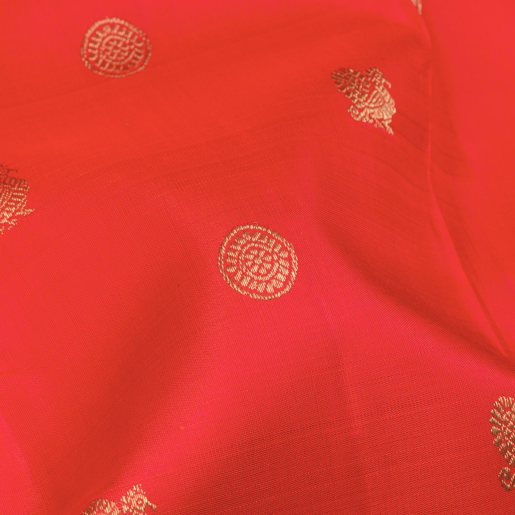 Kanakavalli Kanjivaram Silk Sari 25-109-HS001-09642 - Fabric View