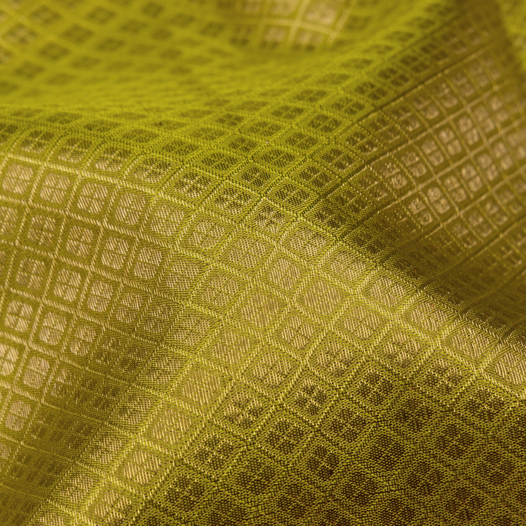 Kanakavalli Kanjivaram Silk Sari 25-109-HS001-09768 - Fabric View