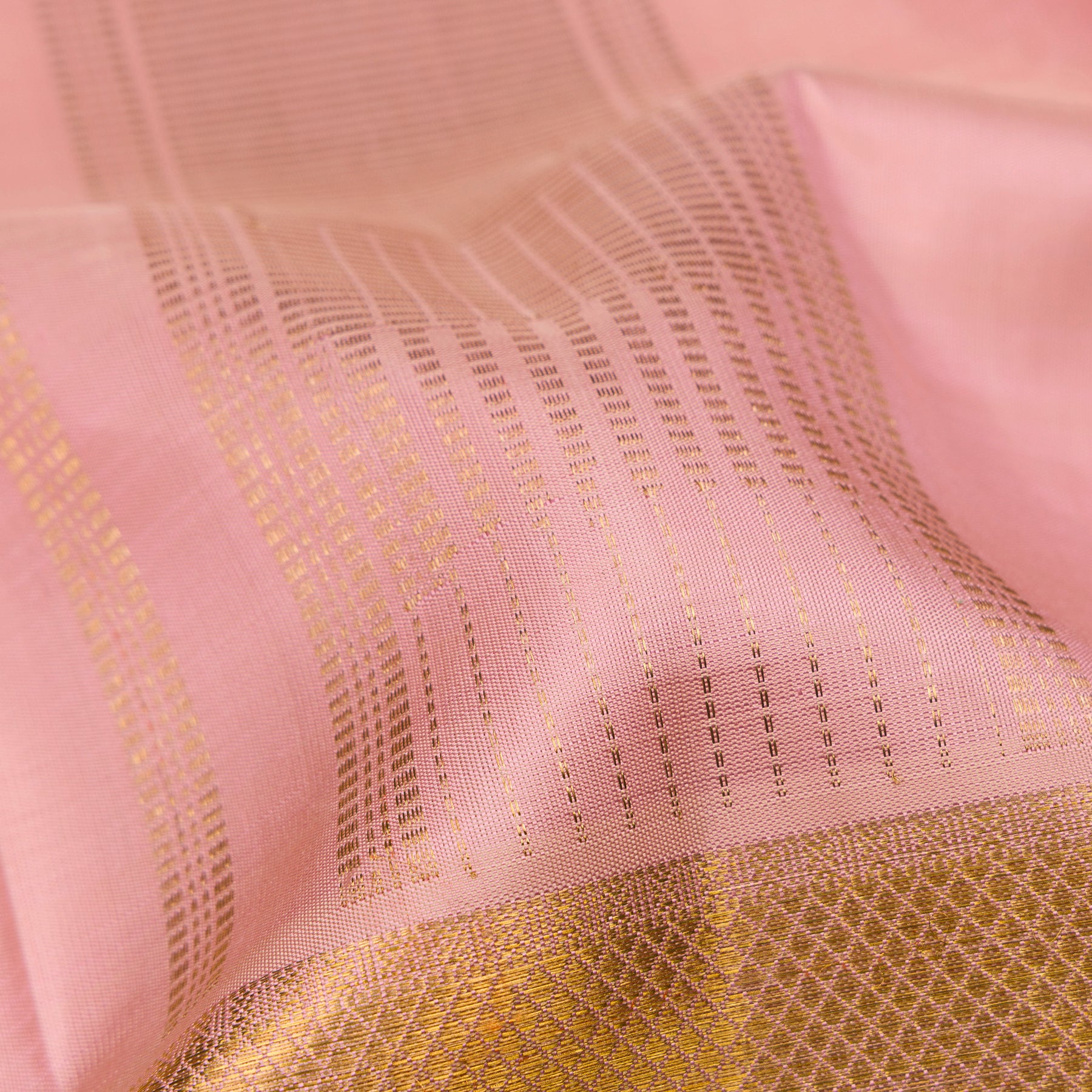 Kanakavalli Kanjivaram Silk Angavastram CO-ORD 25-110-AF001-04492 - Detailed Fabric View