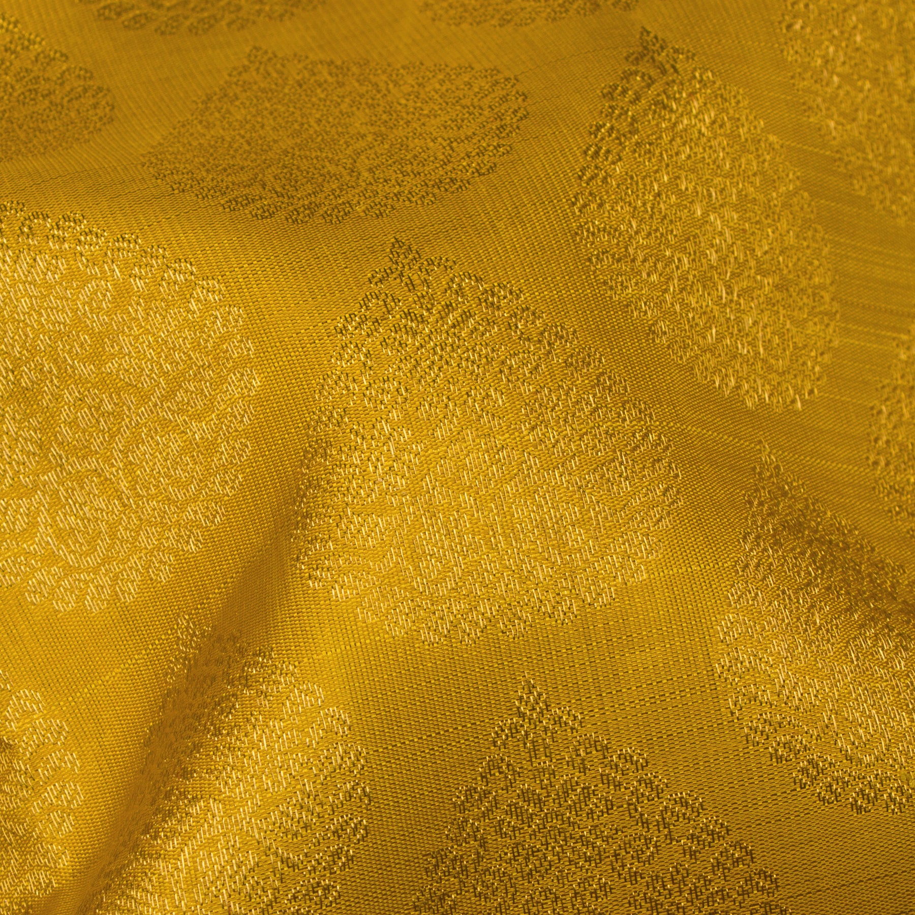 Kanakavalli Kanjivaram Silk Sari 25-110-HS001-00718 - Fabric View