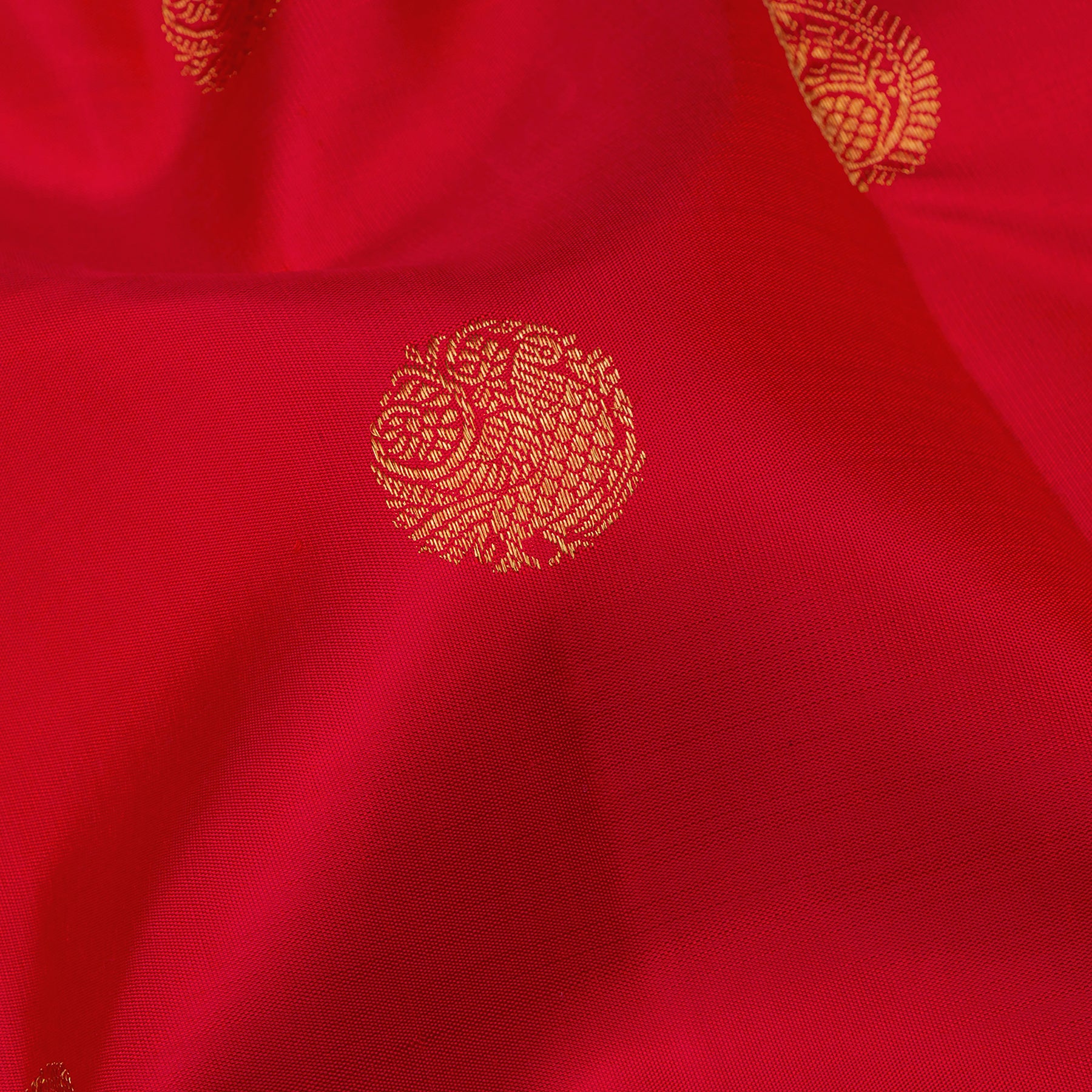 Kanakavalli Kanjivaram Silk Sari 25-110-HS001-02078 - Fabric View